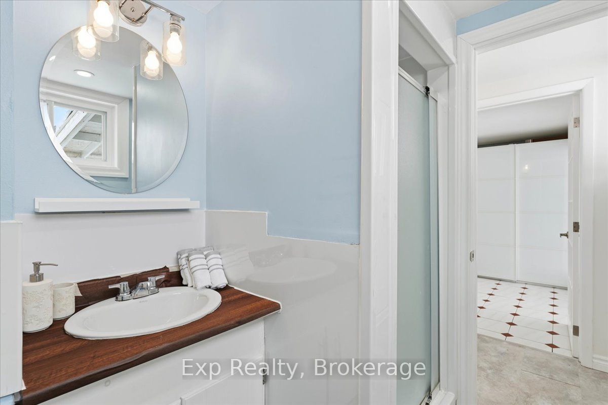 15 Thorncliffe Drive Property Photo 20