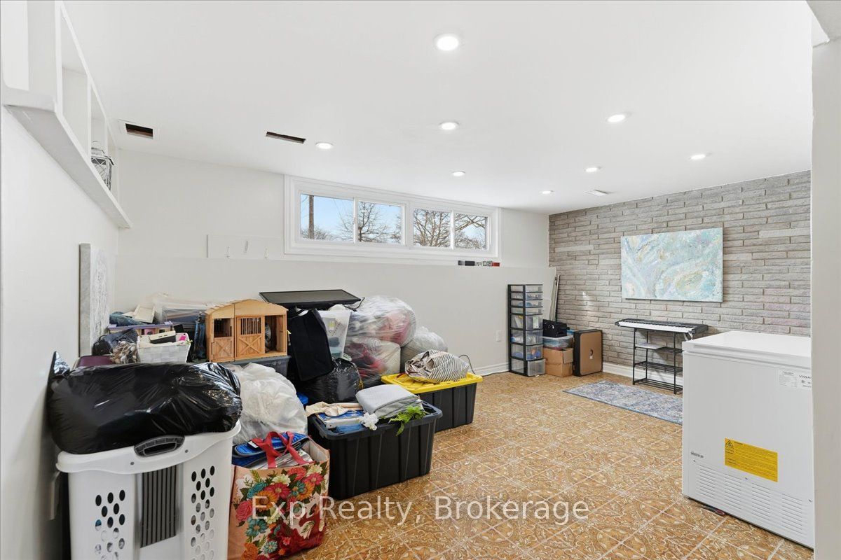 15 Thorncliffe Drive Property Photo 31