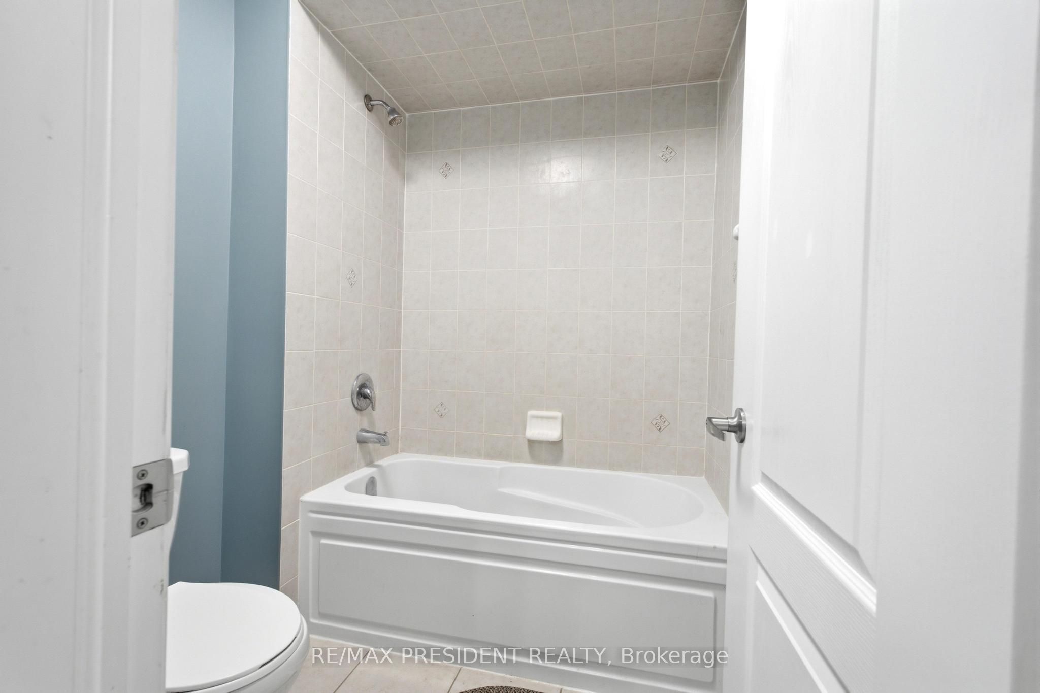 43 Mullholland Avenue Property Photo 31