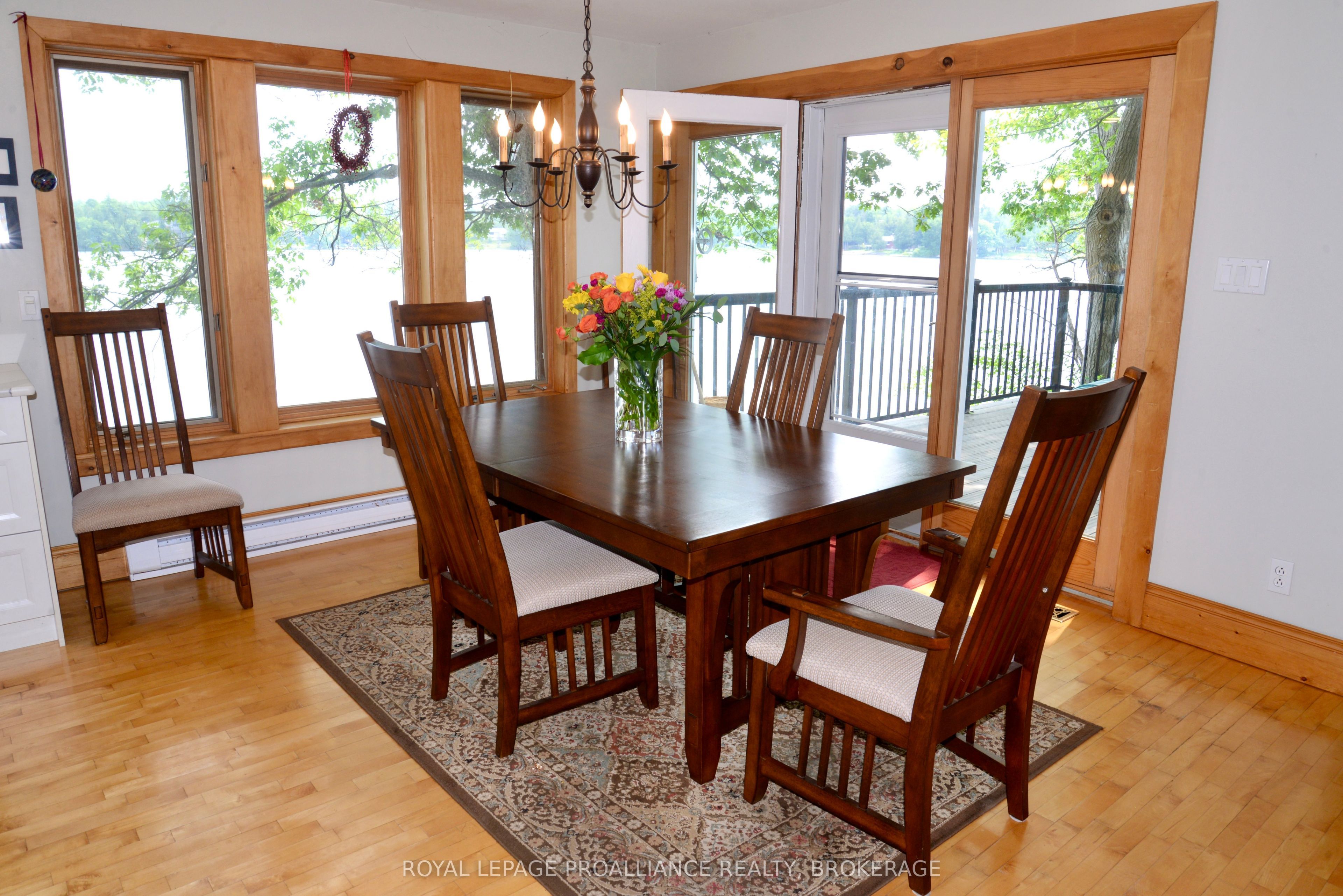 6079 Carleton Drive Property Photo 9