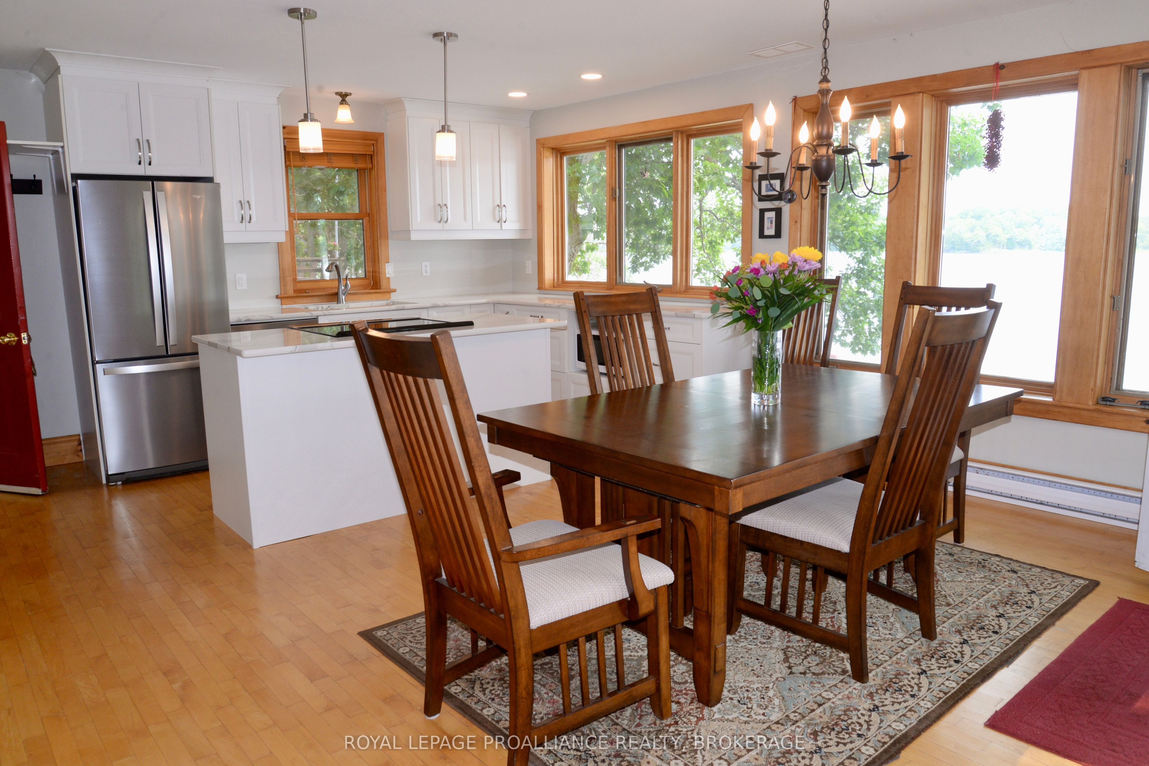 6079 Carleton Drive Property Photo 10