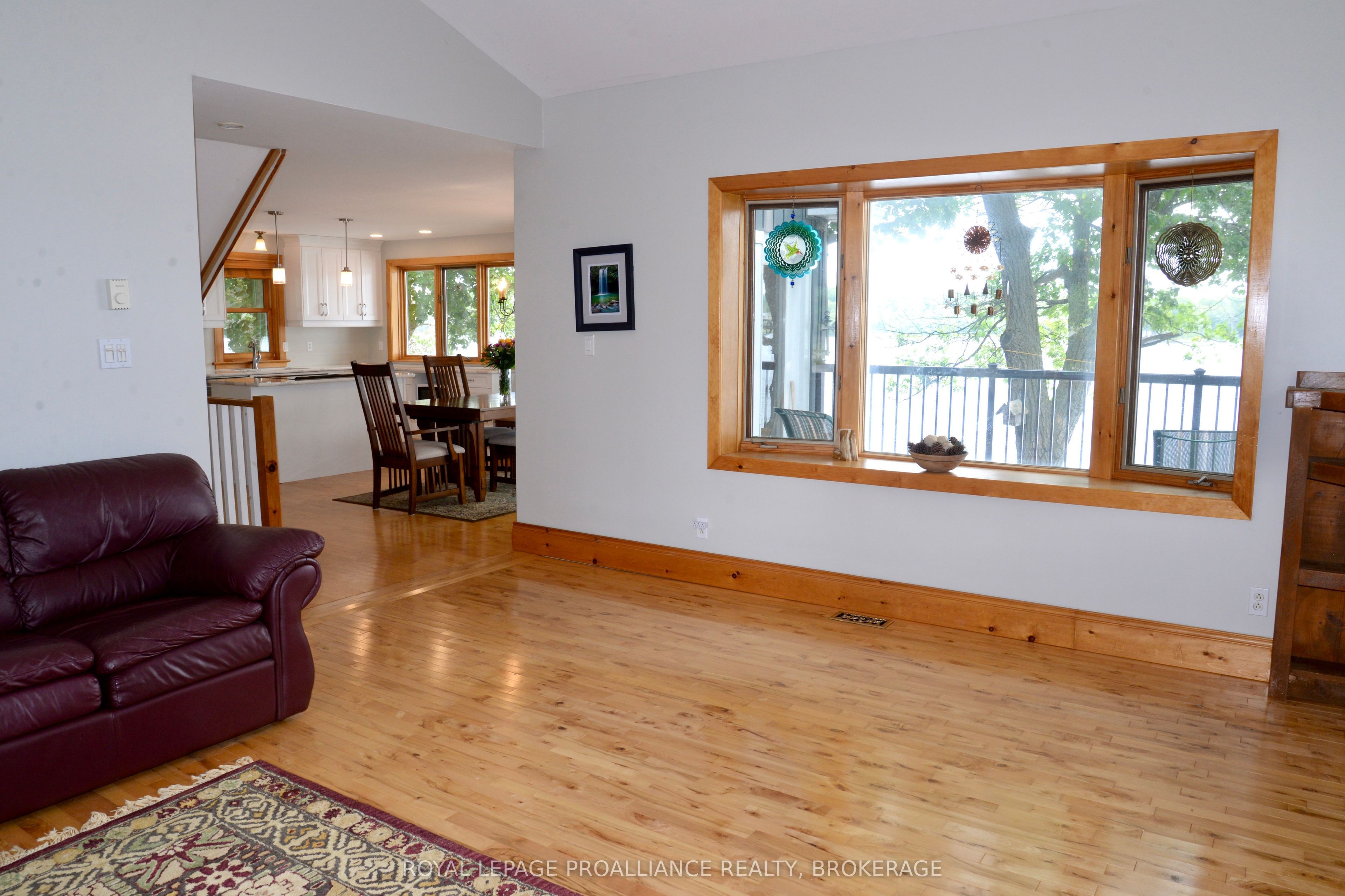 6079 Carleton Drive Property Photo 13