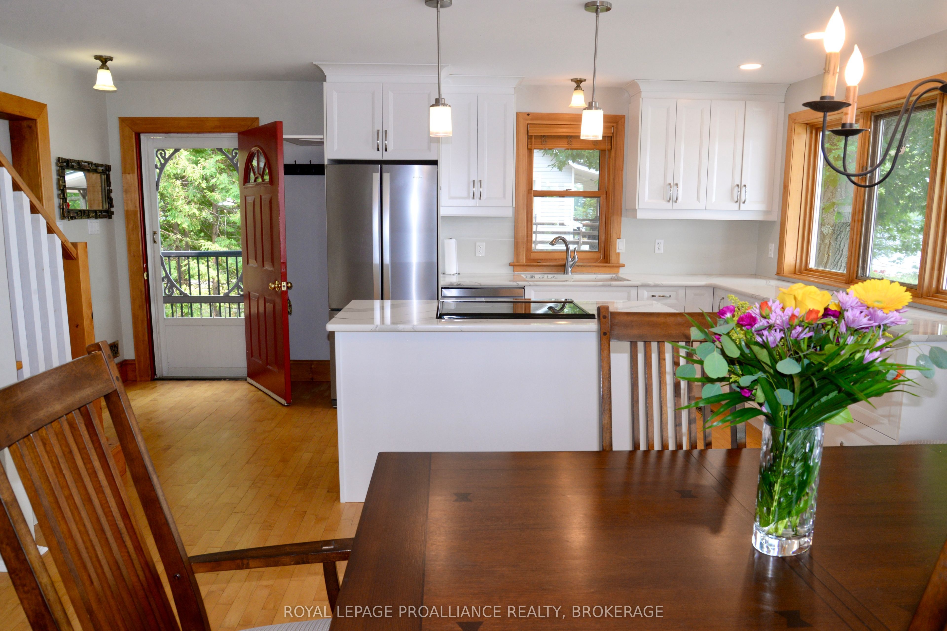 6079 Carleton Drive Property Photo 17