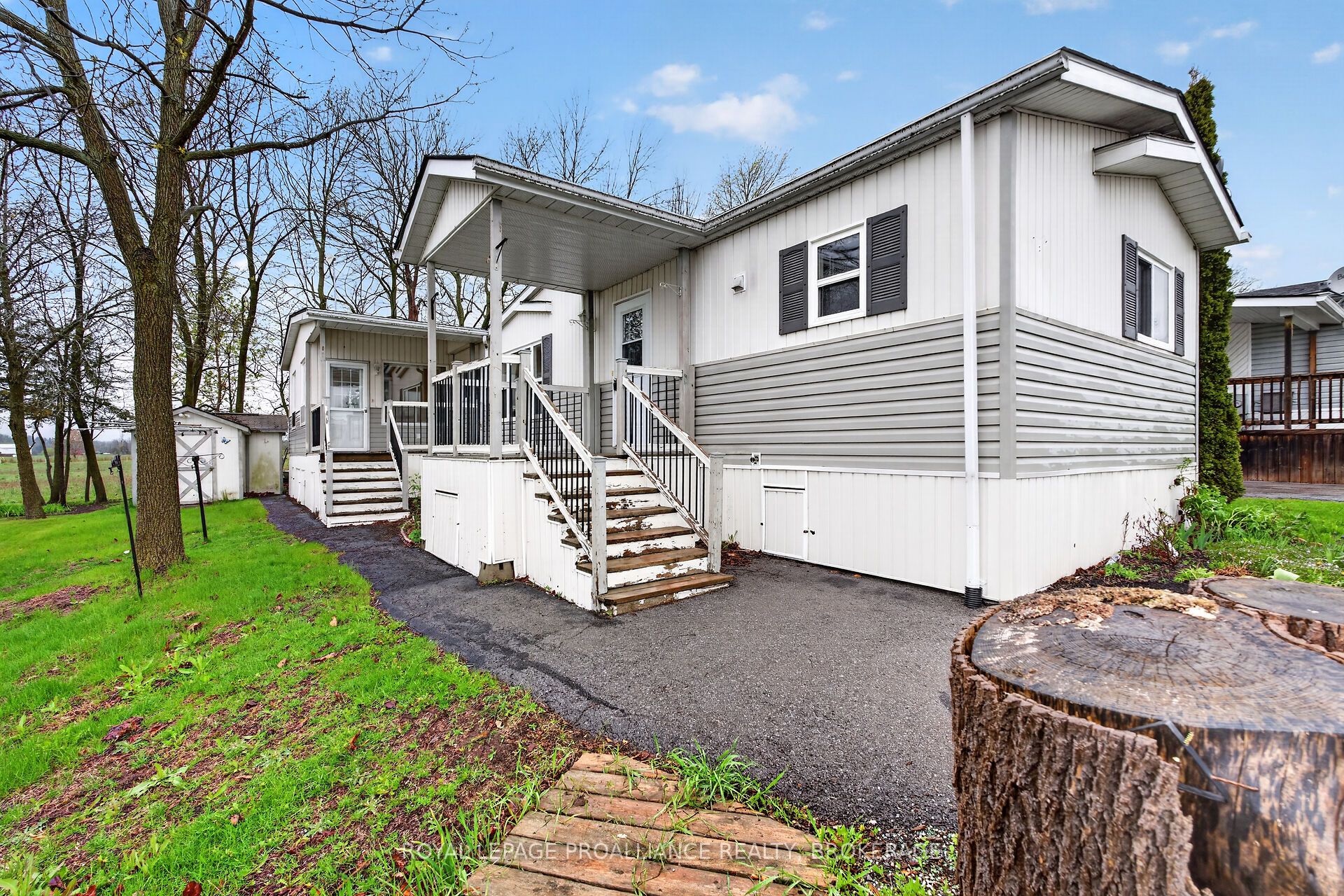 1 Elm Street Property Photo 1