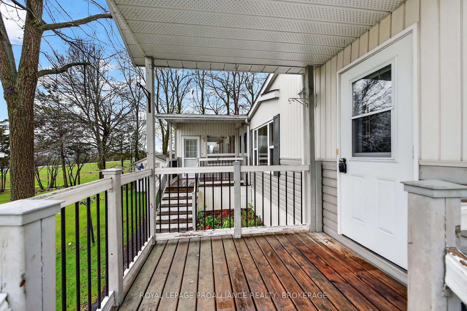 1 Elm Street Property Photo 5