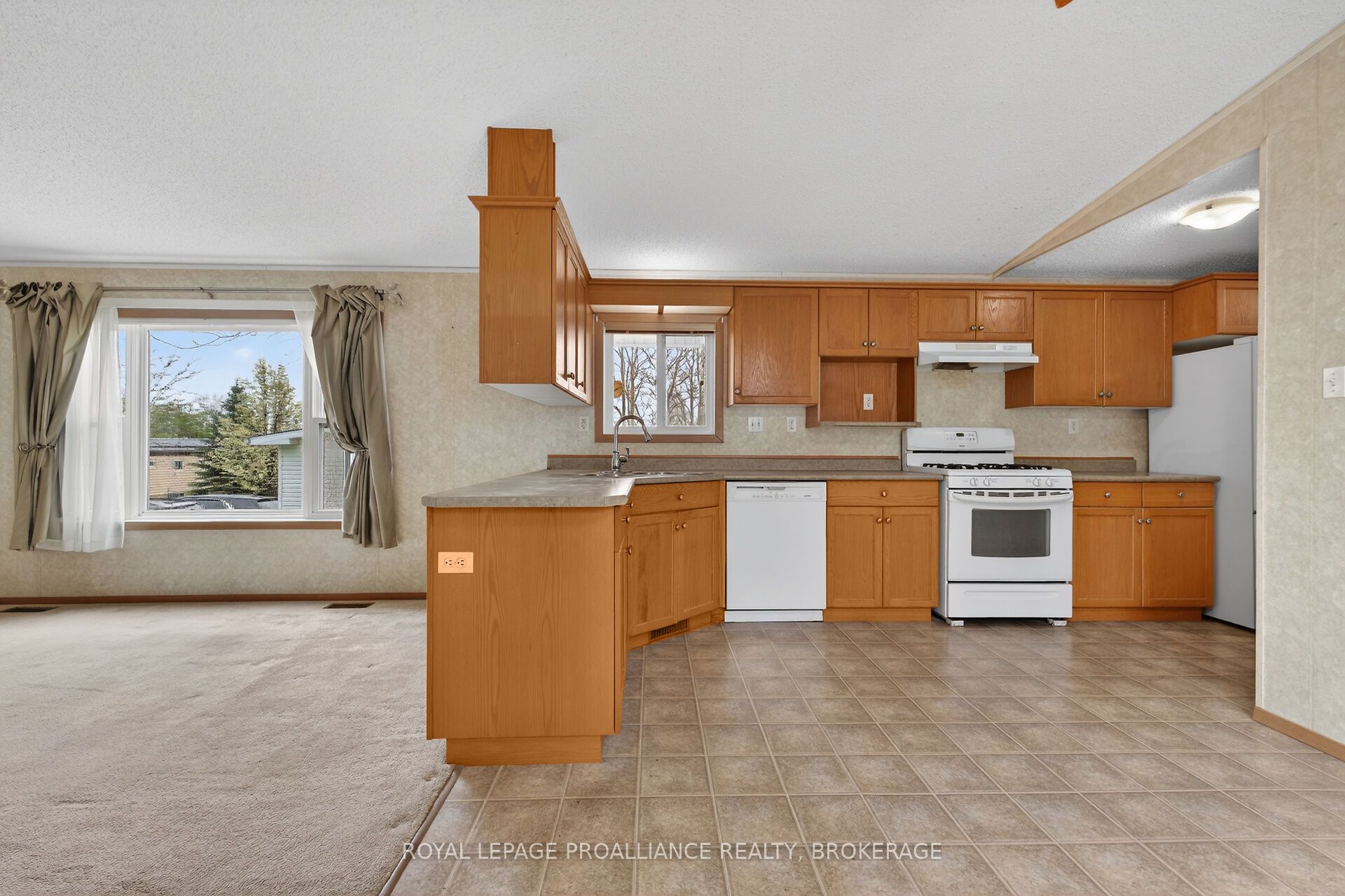 1 Elm Street Property Photo 16