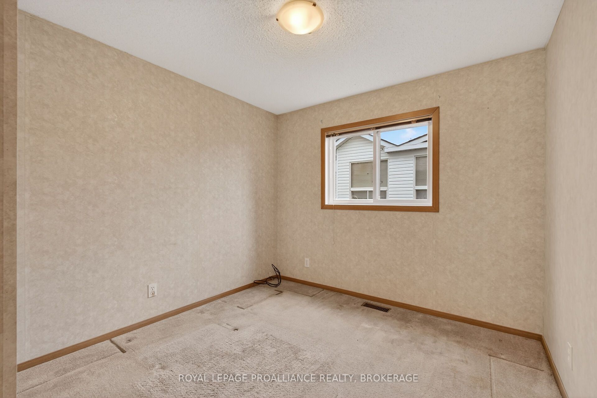 1 Elm Street Property Photo 28