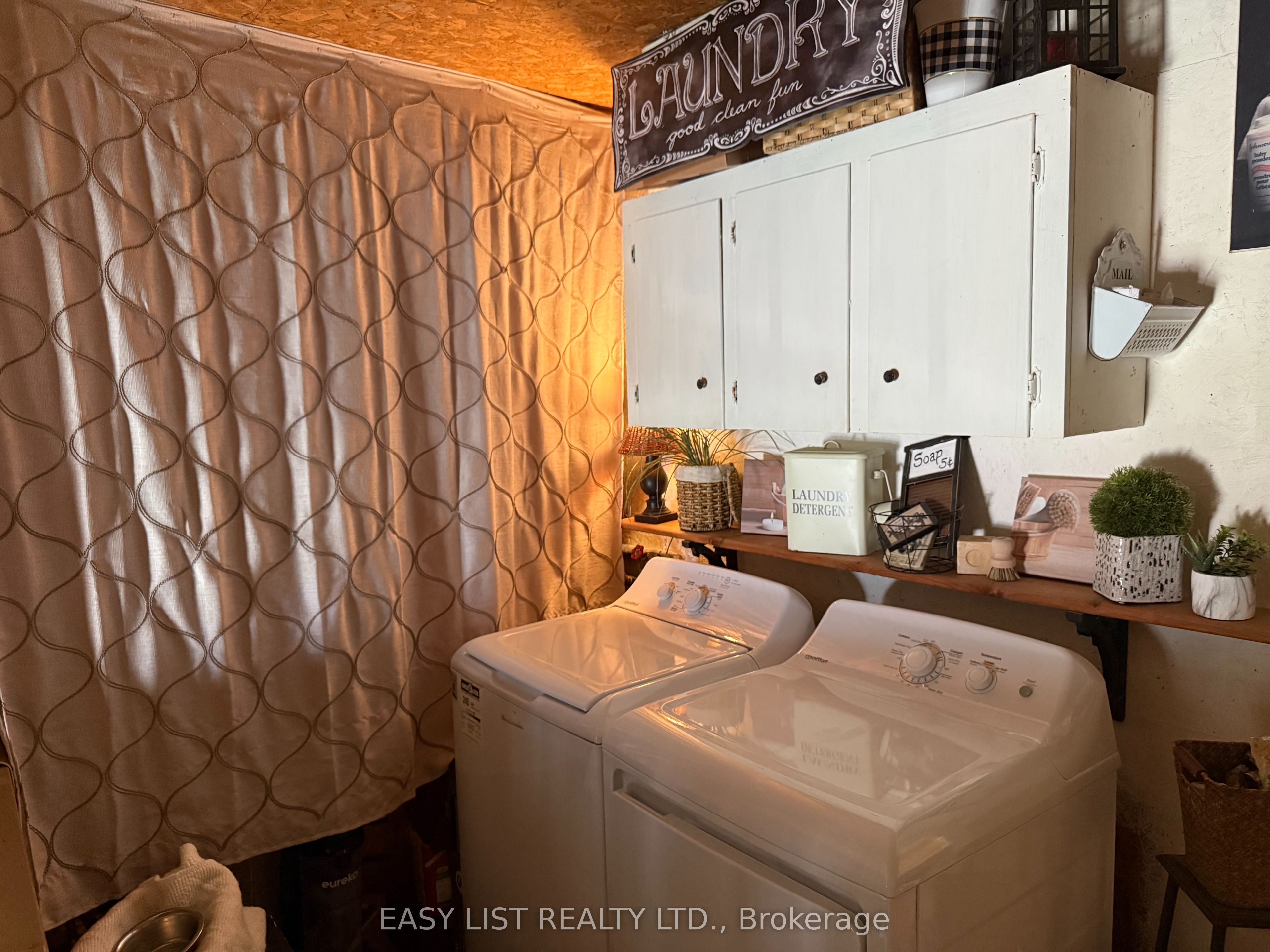 6087 Birch Lane Property Photo 28