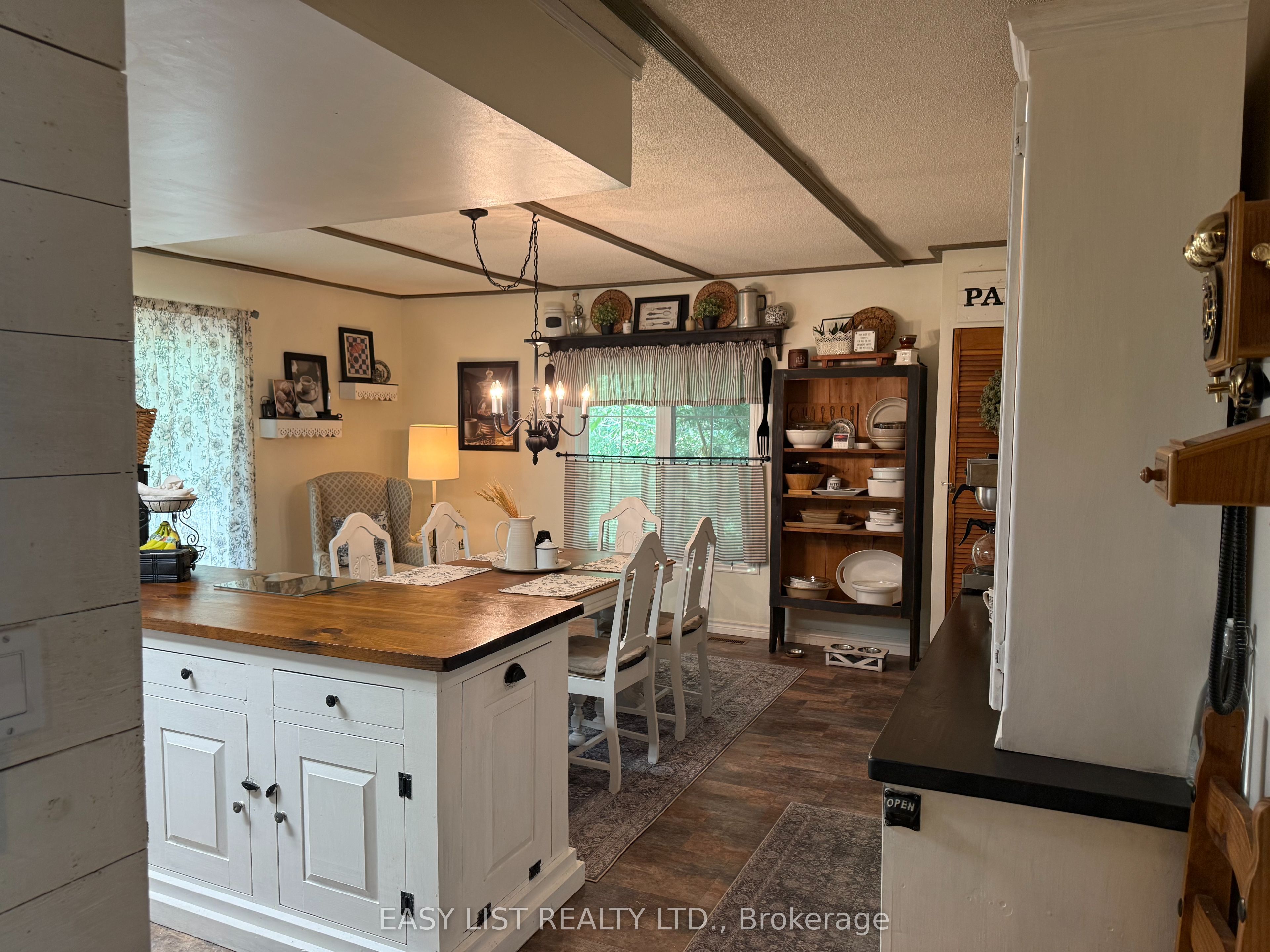 6087 Birch Lane Property Photo 32