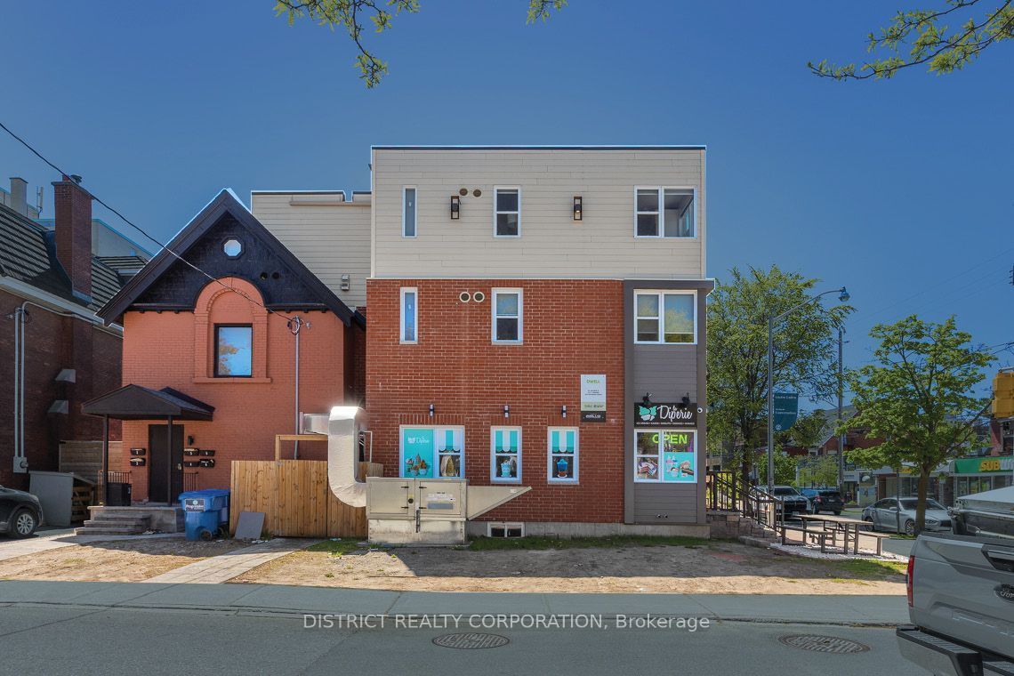 238 Laurier Avenue E Property Photo 6