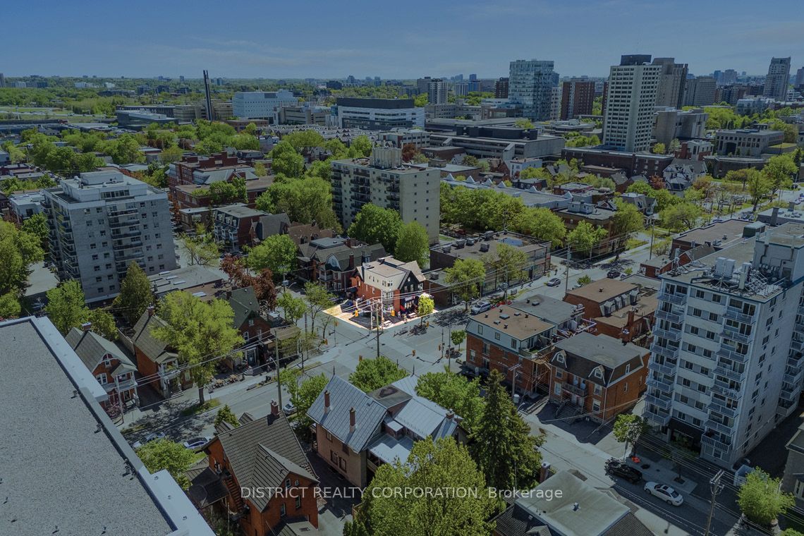 238 Laurier Avenue E Property Photo 9