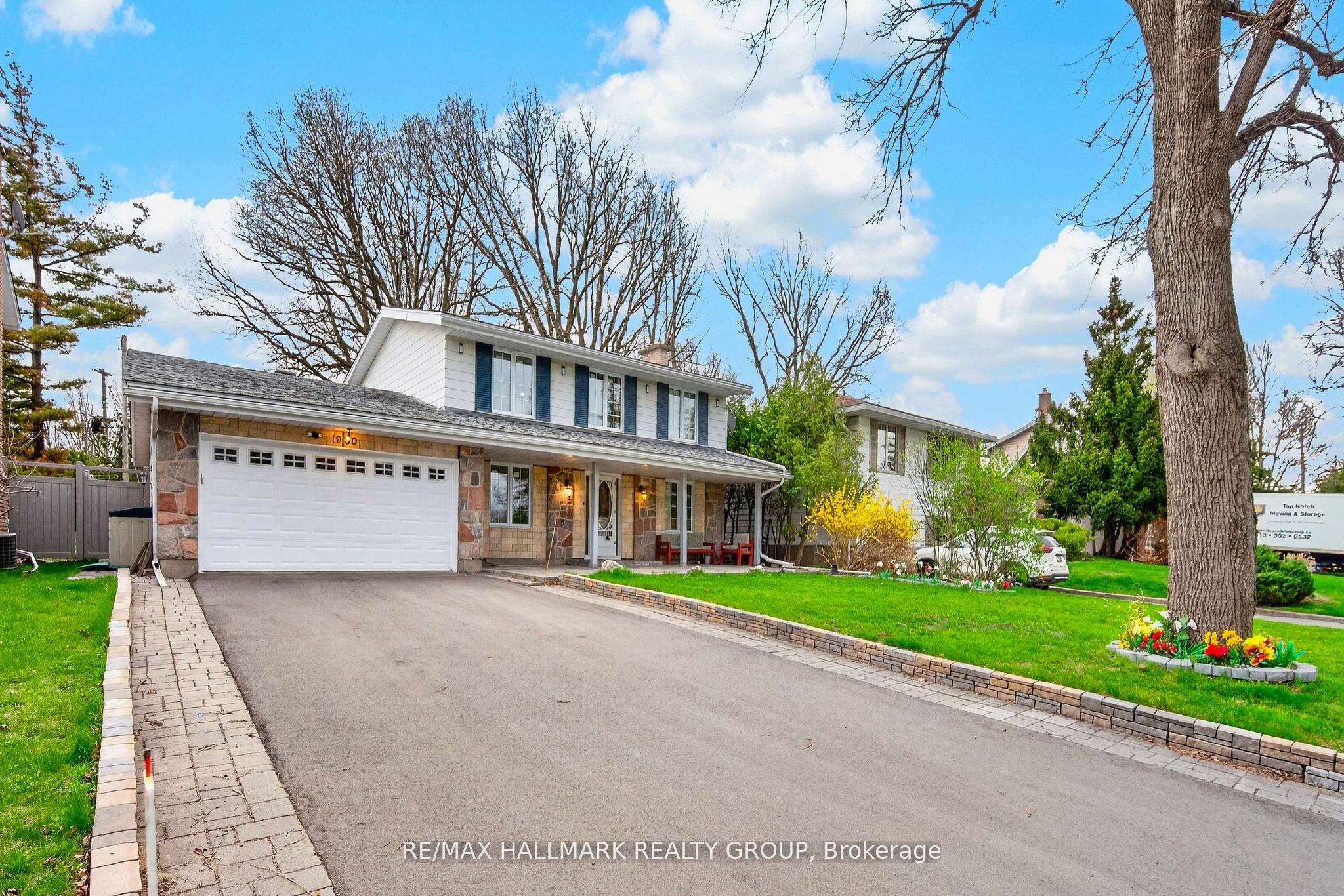 1930 Southampton Court Property Photo 1