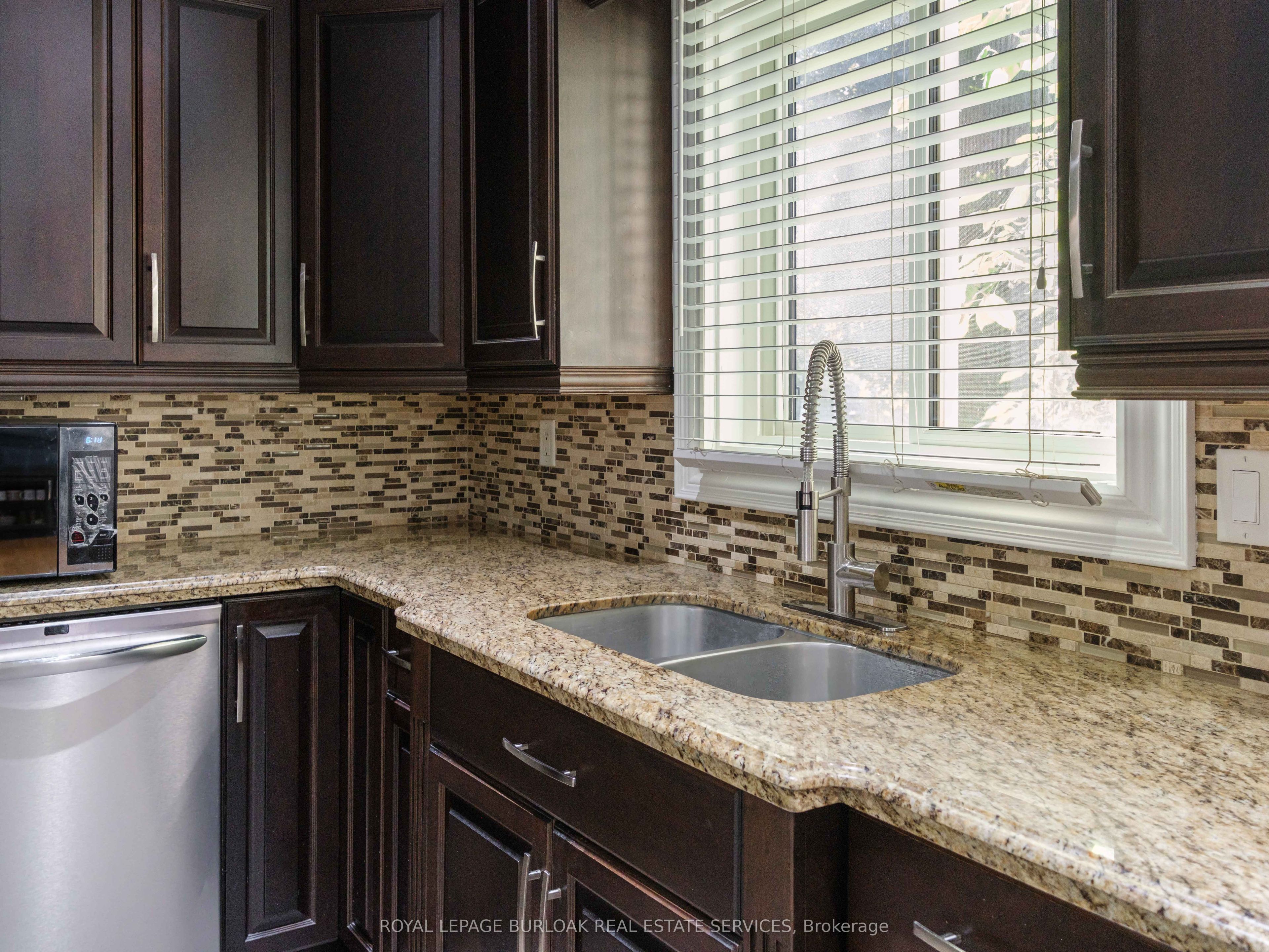 10 Porter Avenue Property Photo 9