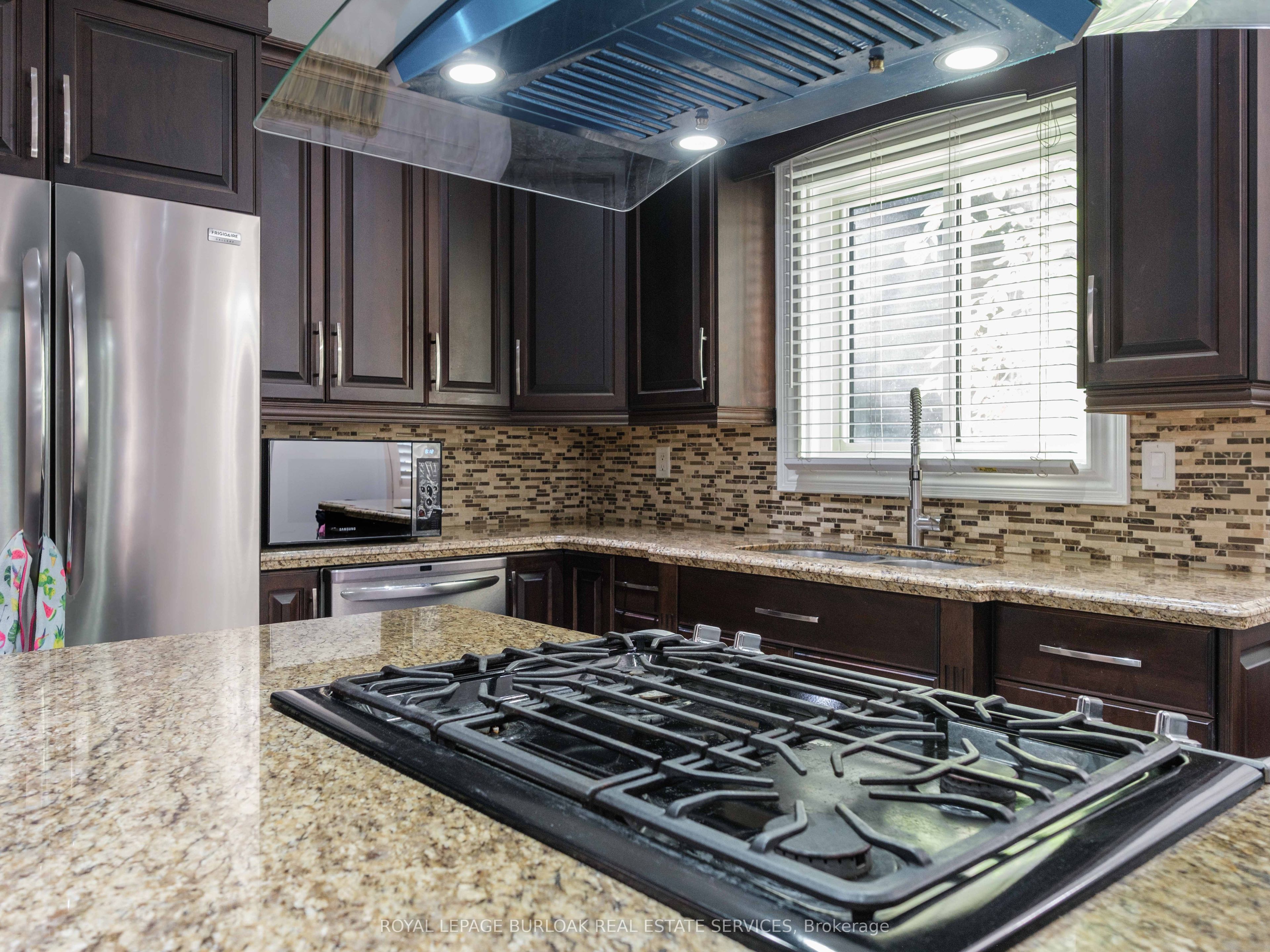 10 Porter Avenue Property Photo 10