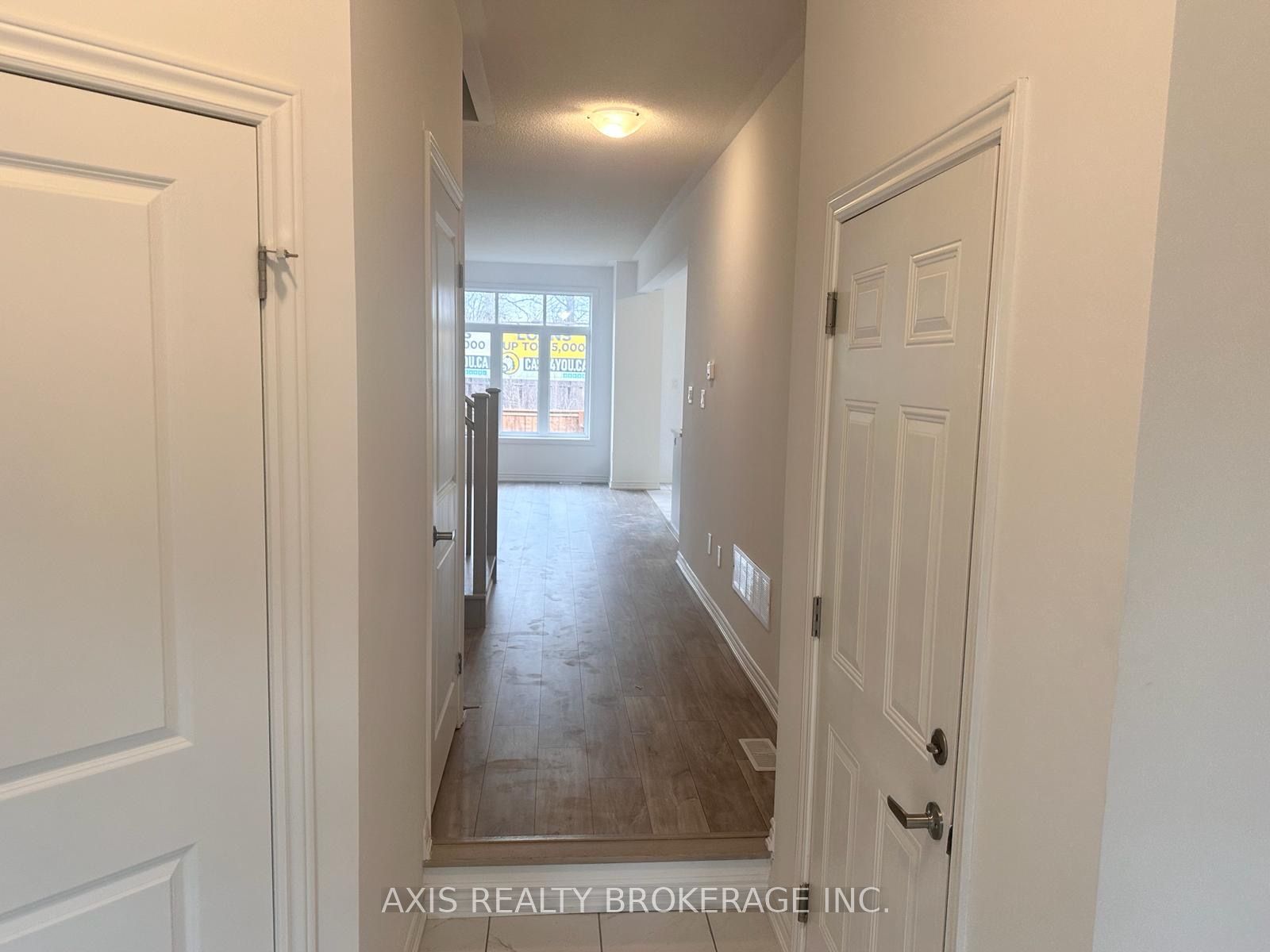 7456 Baycrest Common Property Photo 3