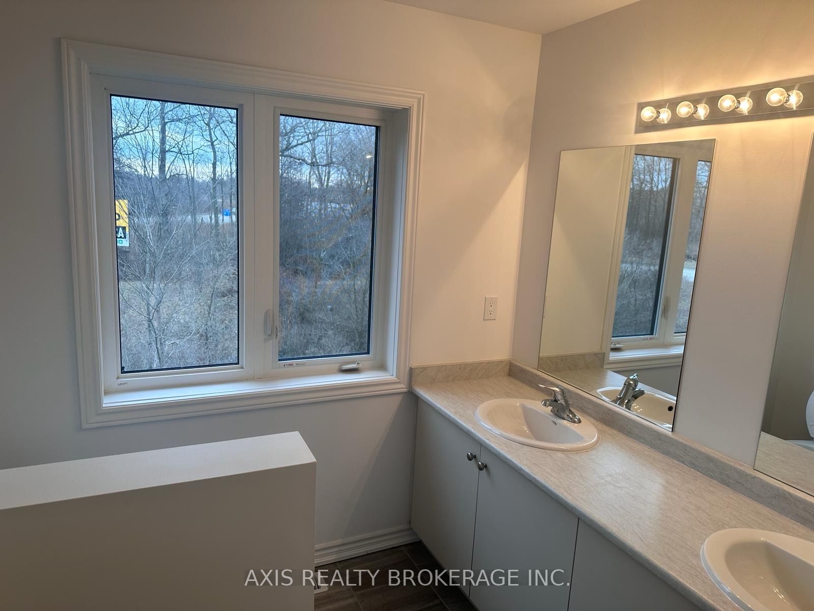7456 Baycrest Common Property Photo 13