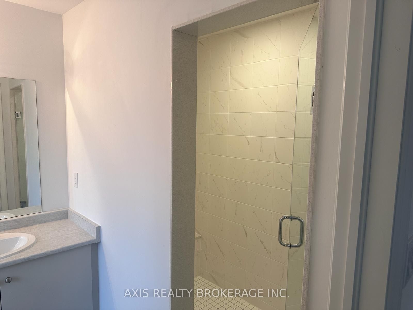 7456 Baycrest Common Property Photo 15