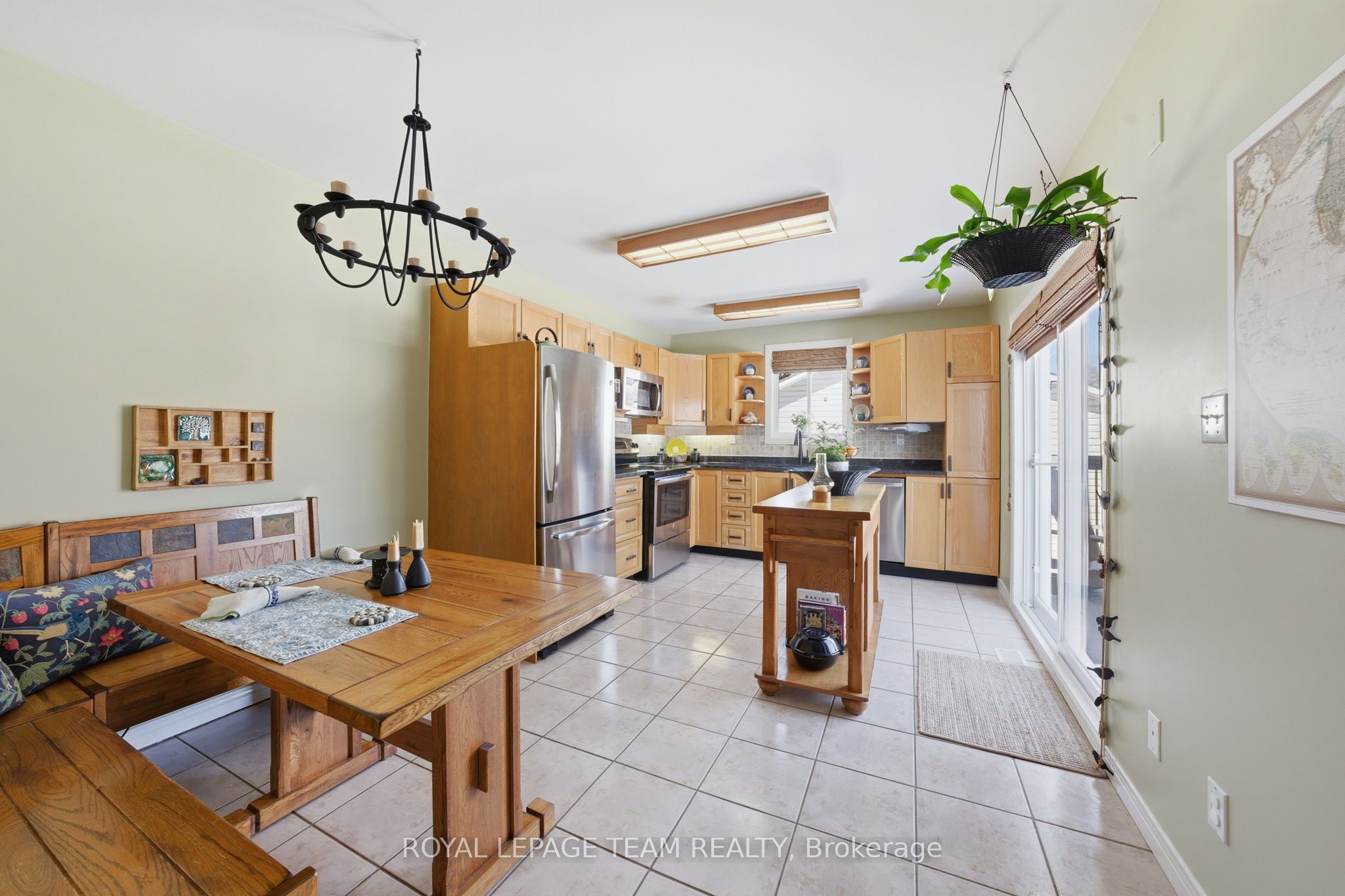 238 Park Avenue Property Photo 11
