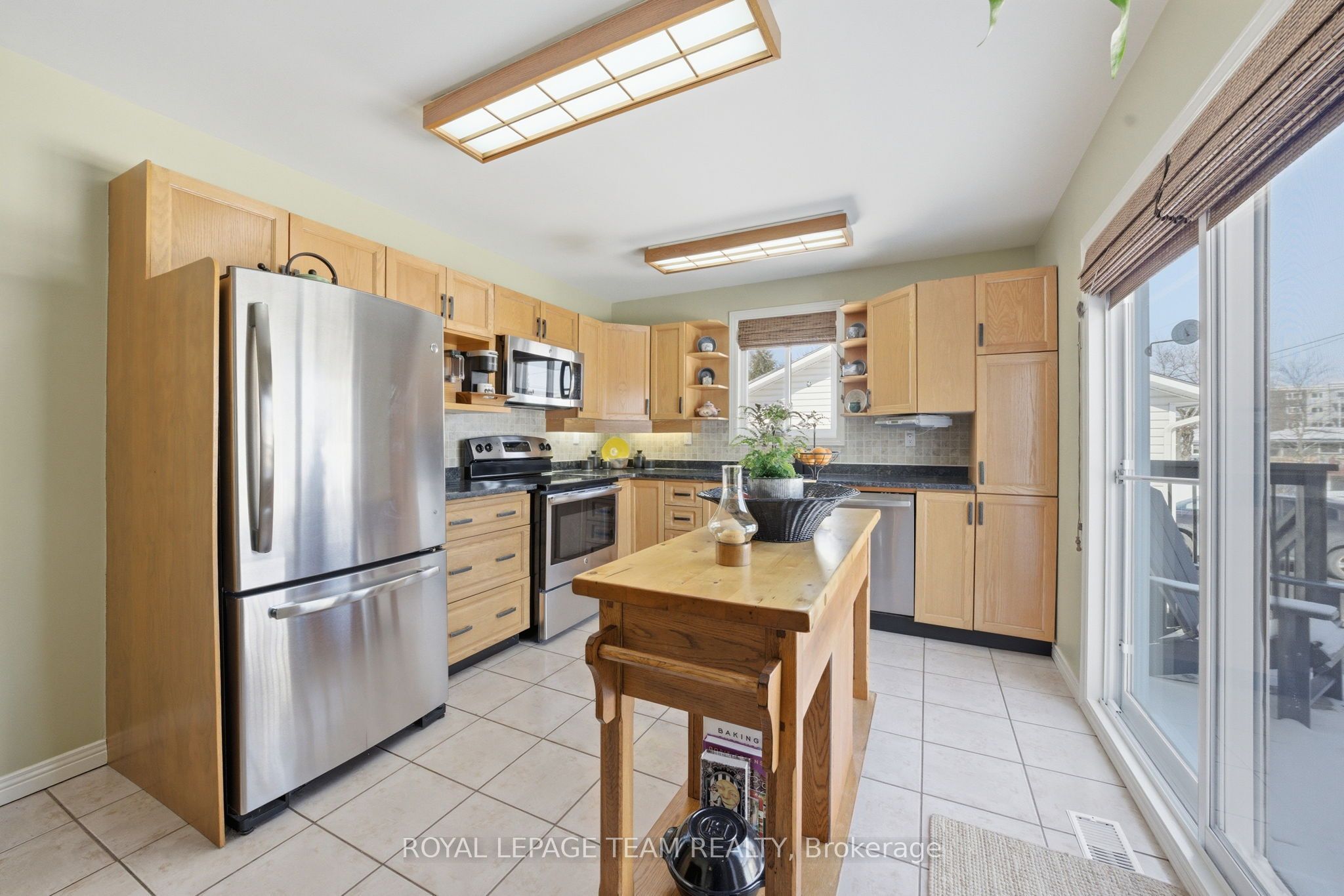 238 Park Avenue Property Photo 12