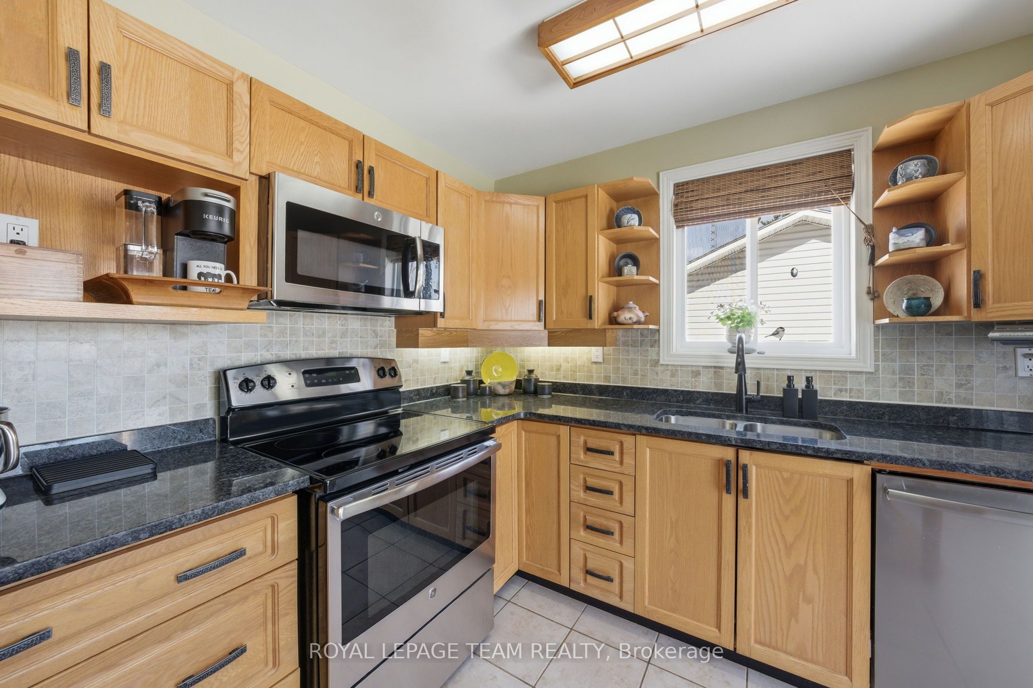 238 Park Avenue Property Photo 14