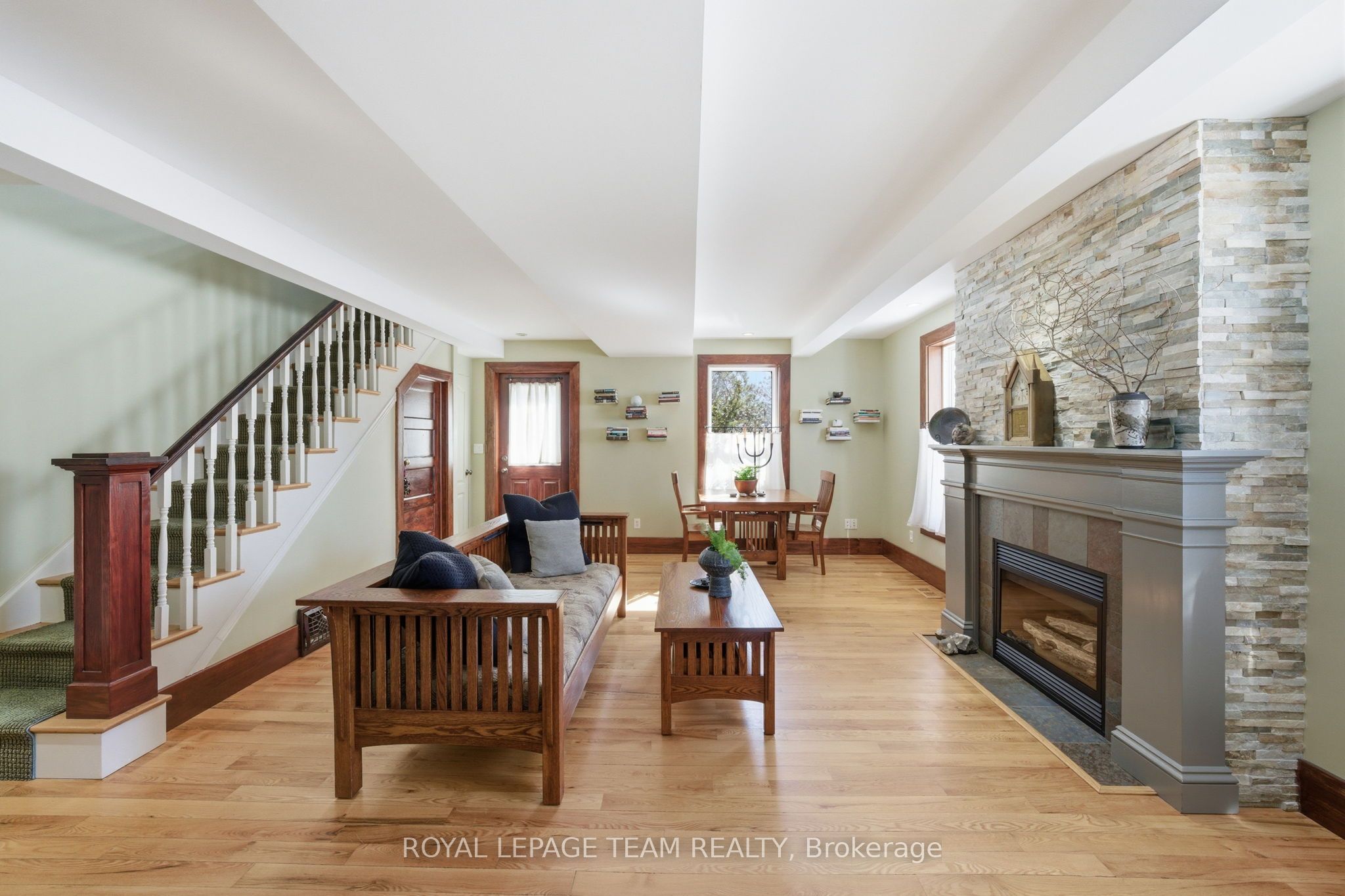238 Park Avenue Property Photo 19