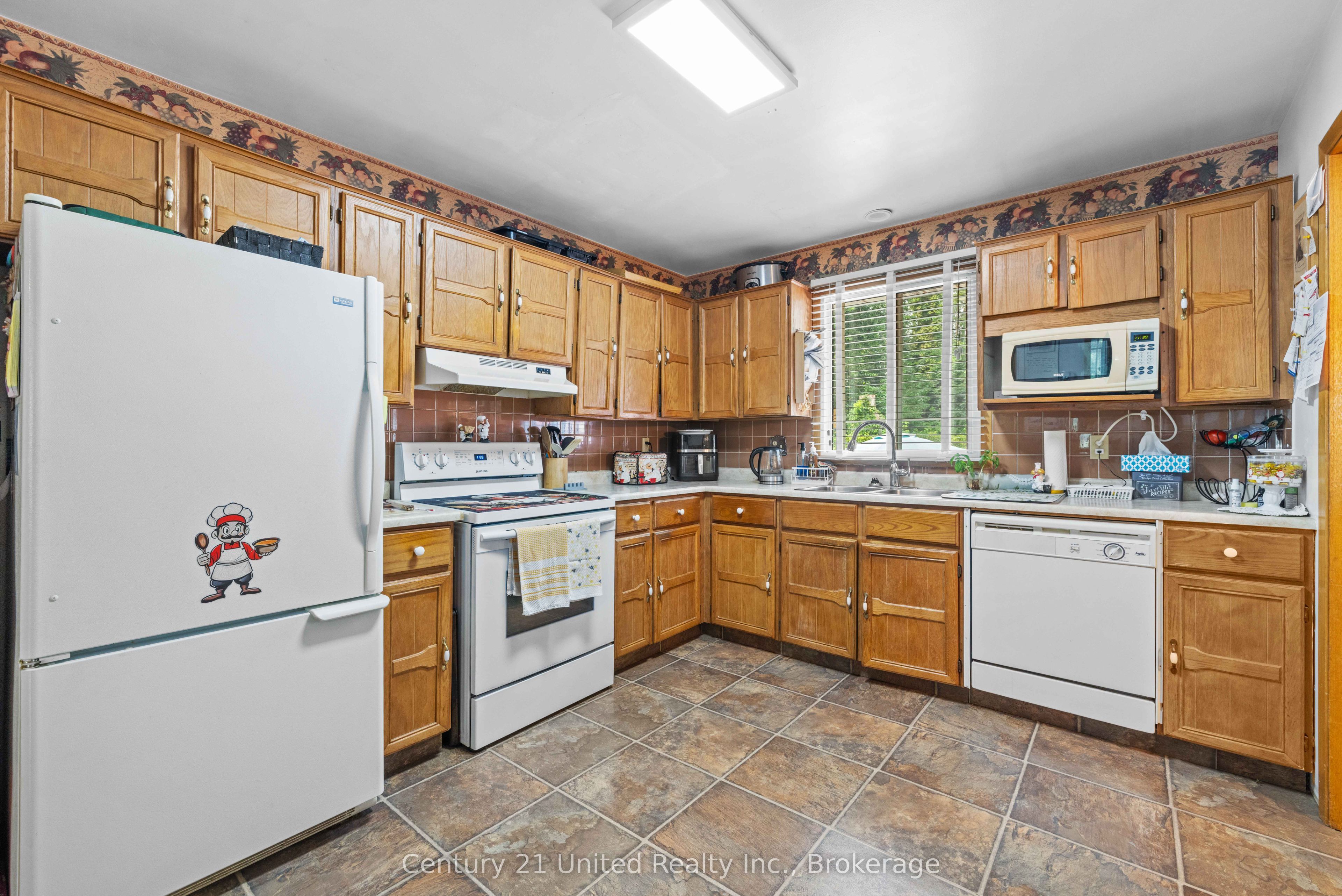 941 Golfview Road Property Photo 7