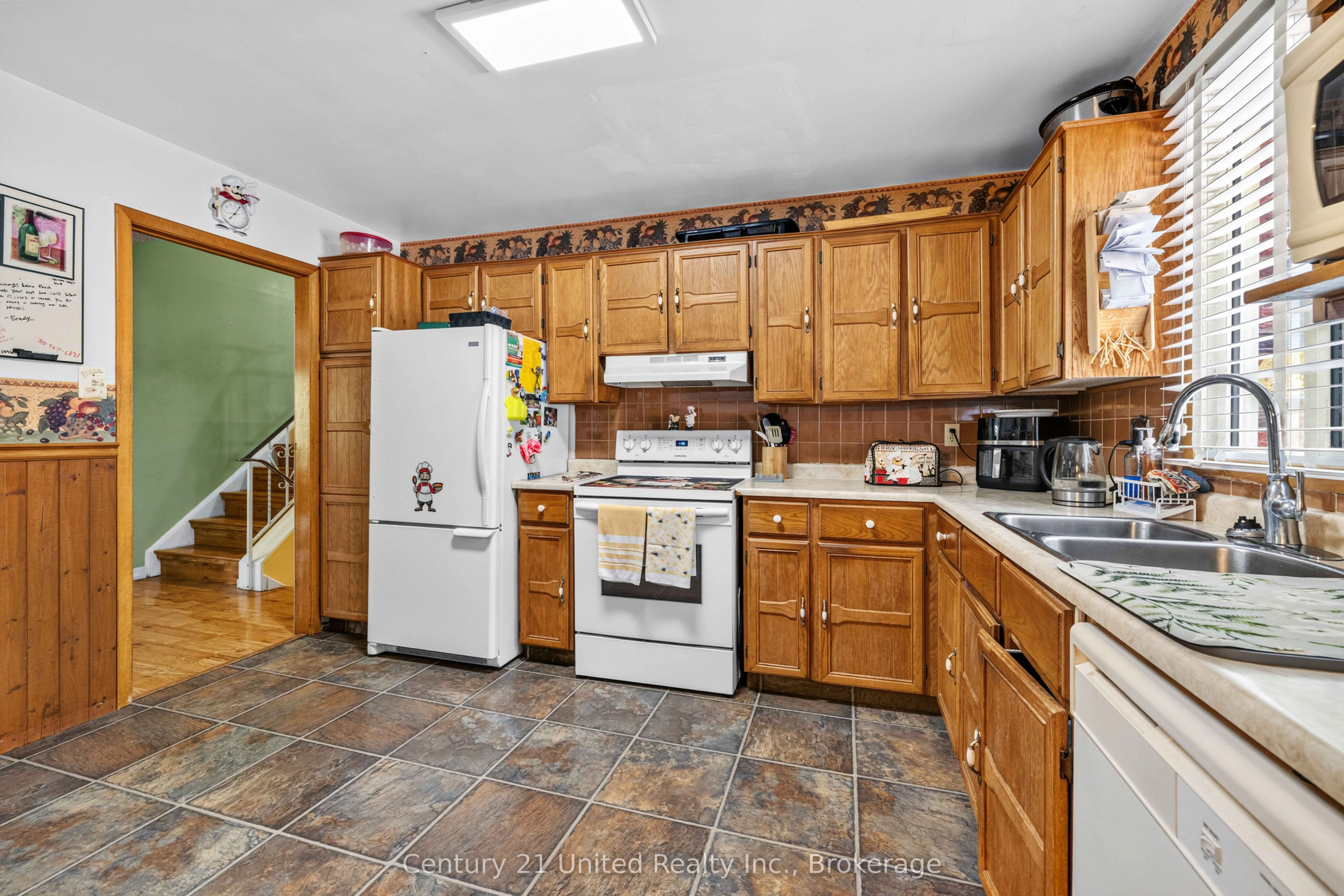 941 Golfview Road Property Photo 10