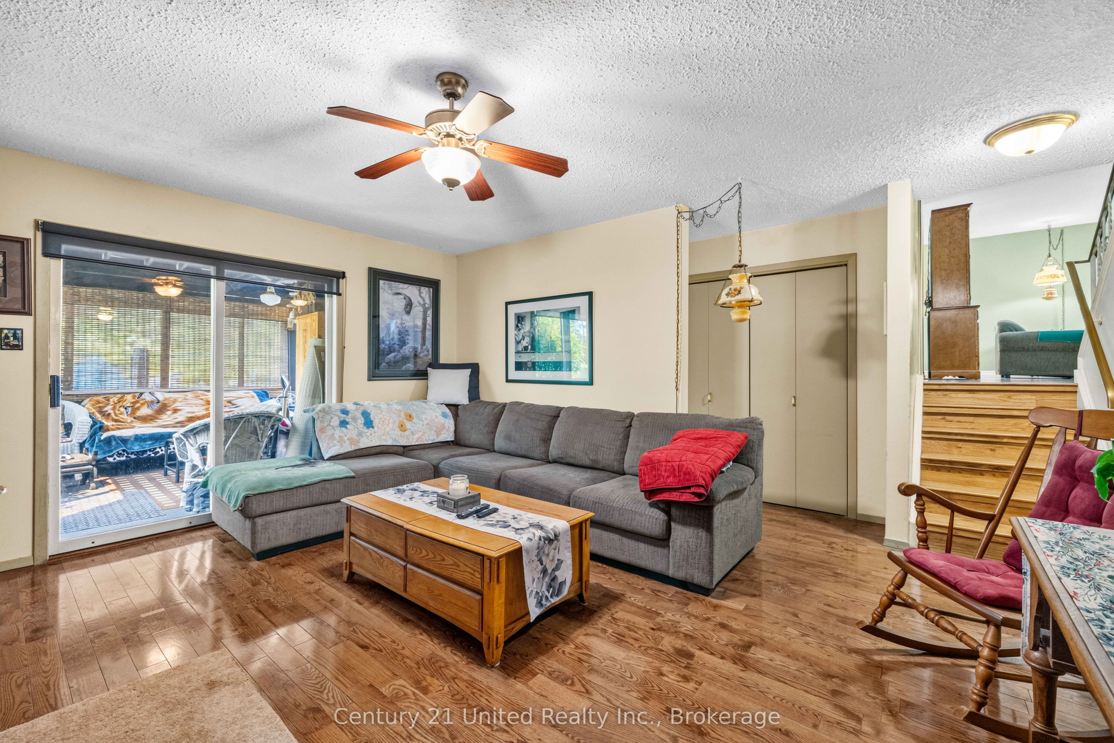 941 Golfview Road Property Photo 14