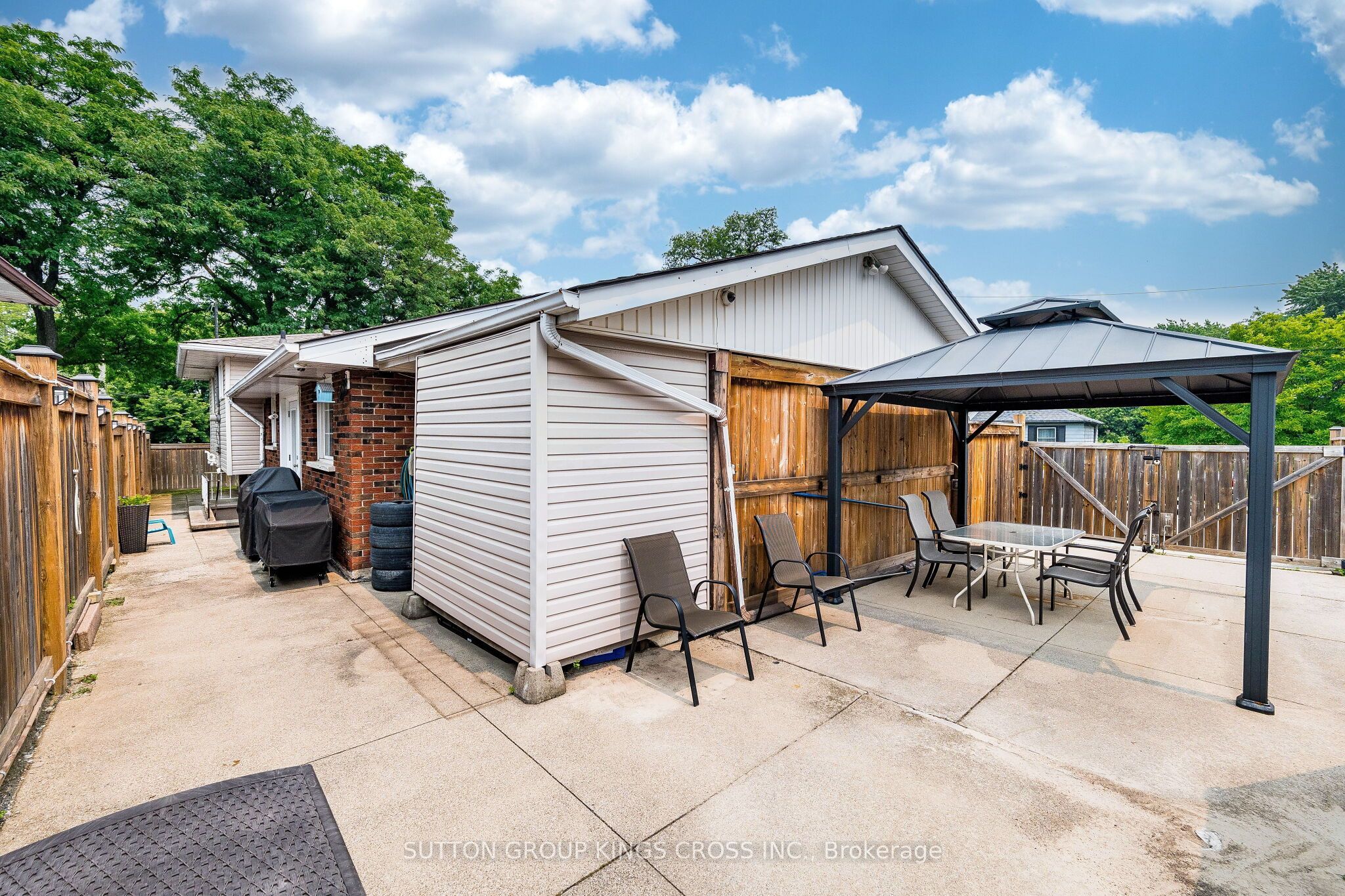 2 Maitland Avenue Property Photo 46