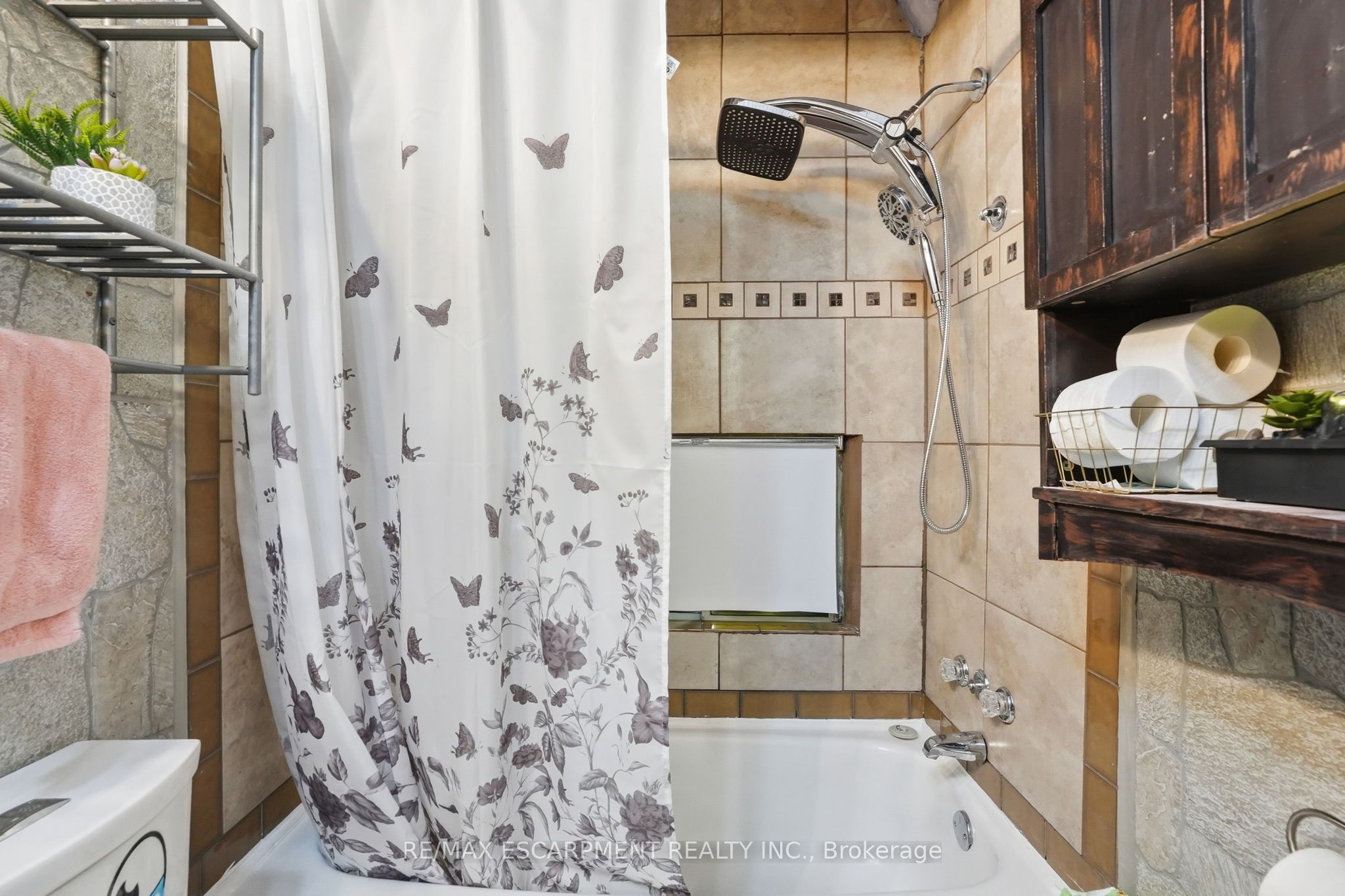182 Cavell Avenue Property Photo 25