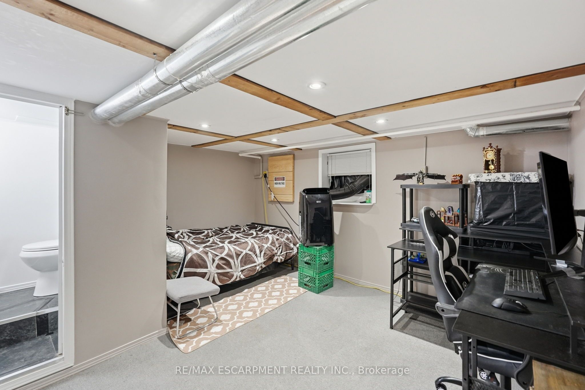 182 Cavell Avenue Property Photo 33