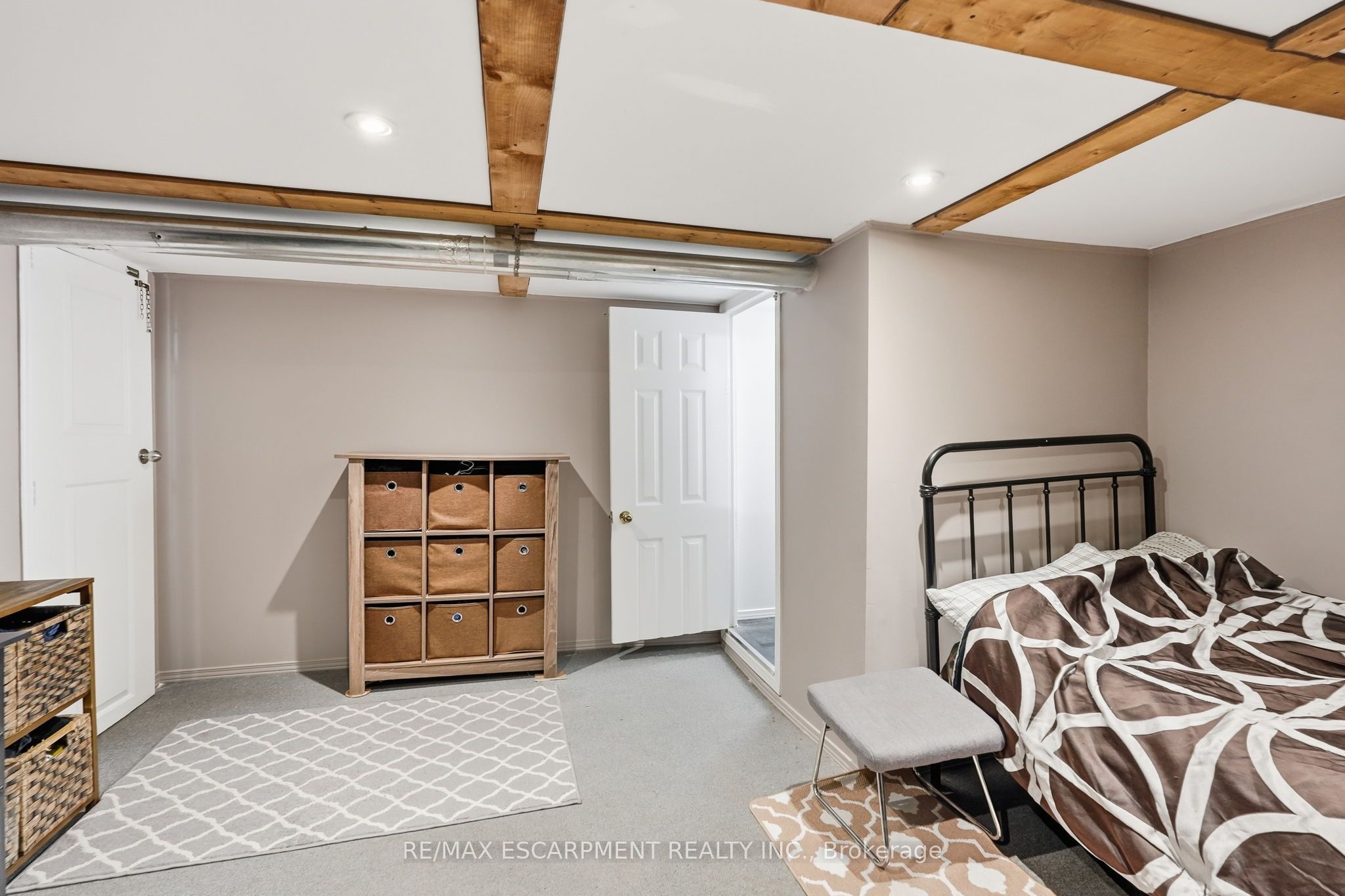 182 Cavell Avenue Property Photo 35