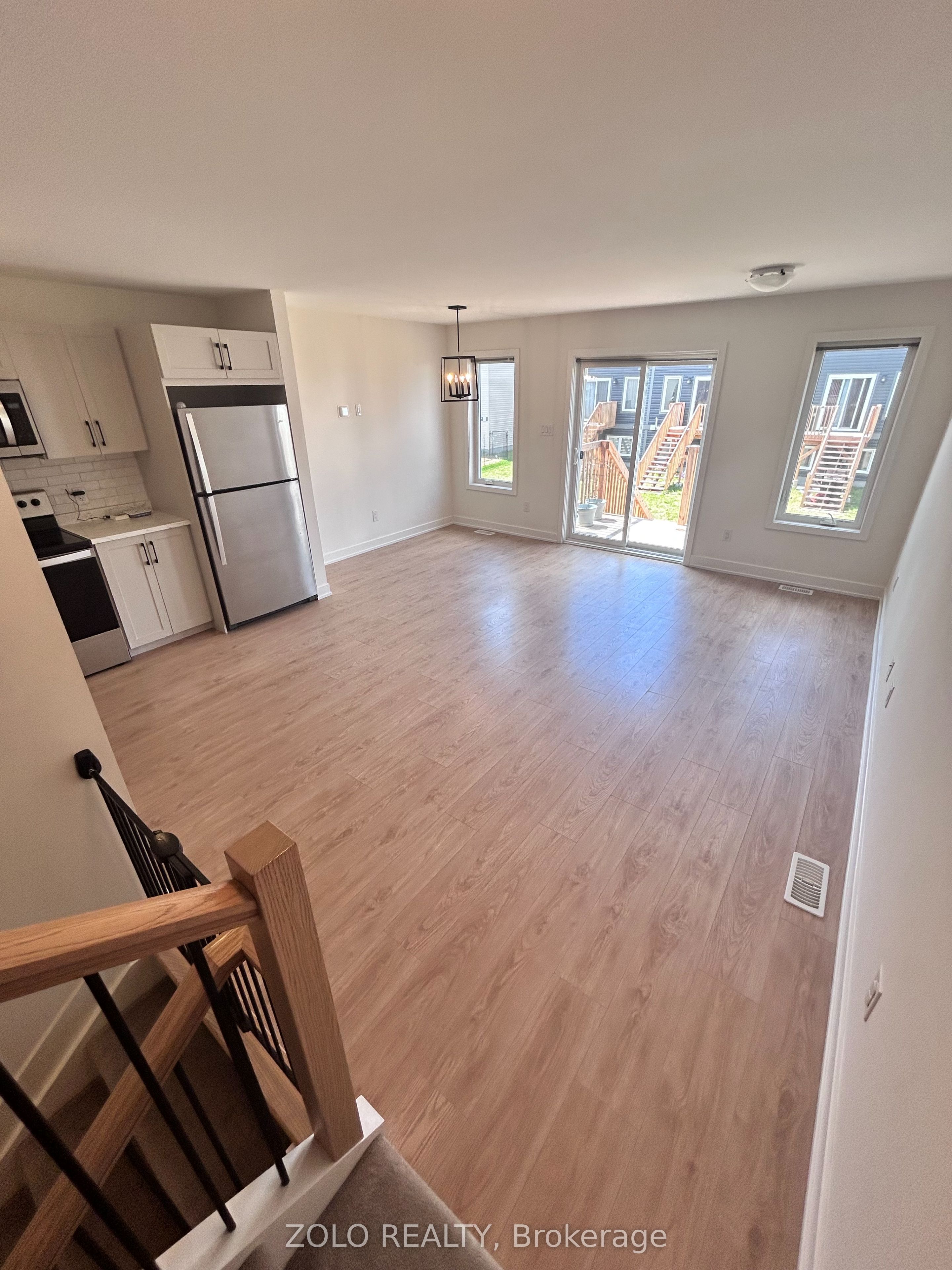 67 Whitcomb Crescent Property Photo 9
