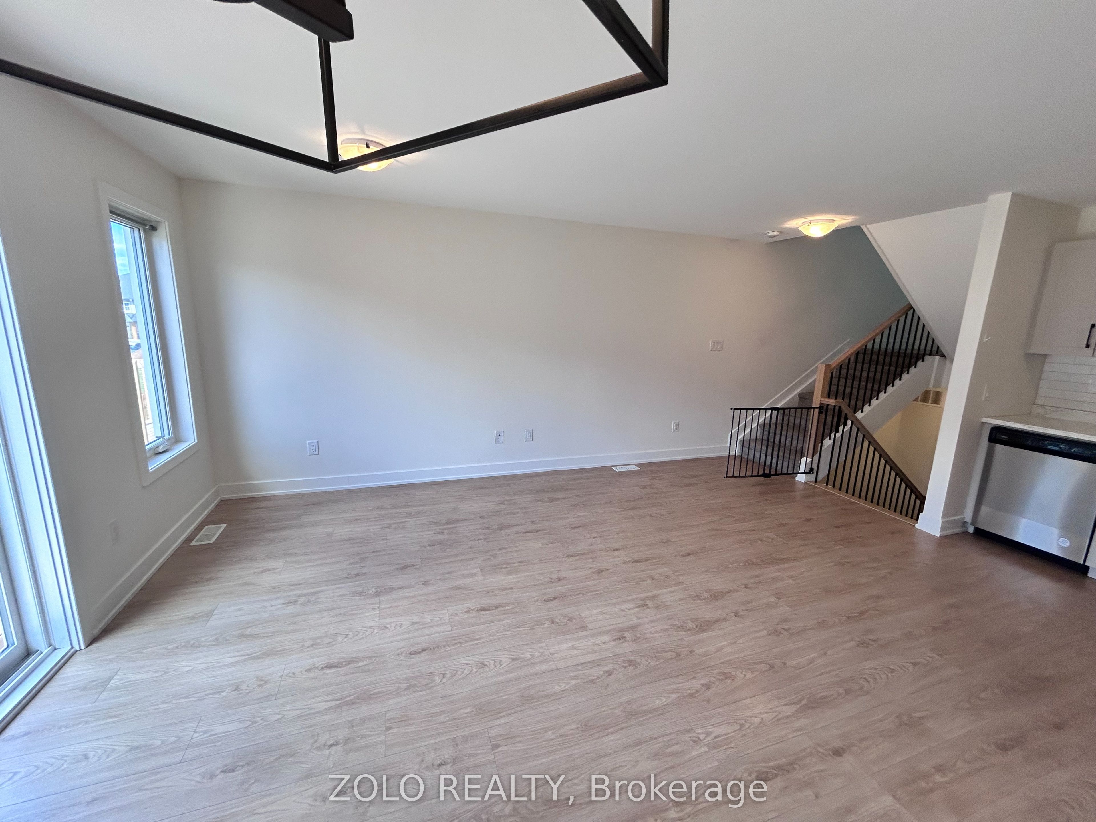 67 Whitcomb Crescent Property Photo 11