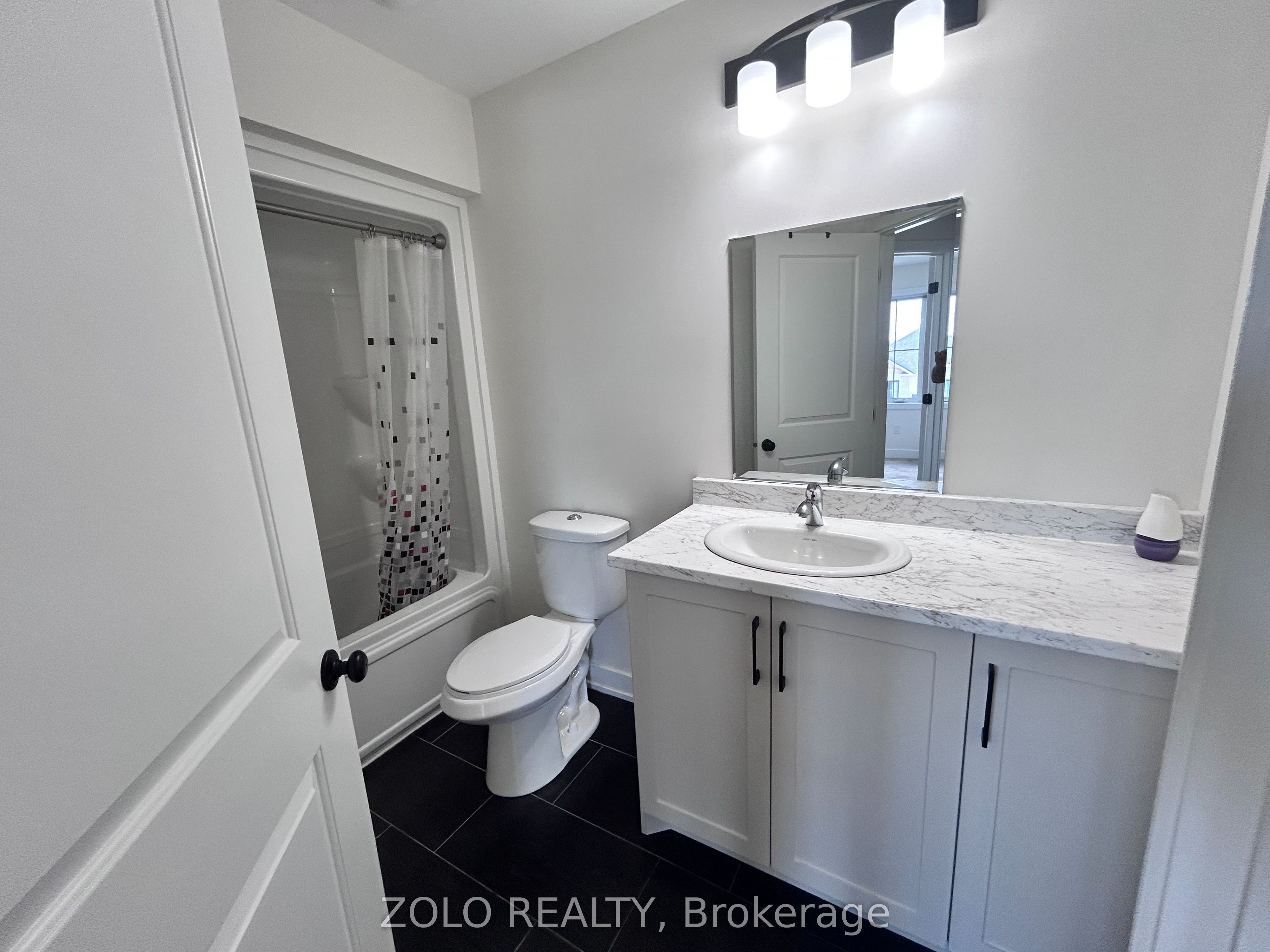 67 Whitcomb Crescent Property Photo 13