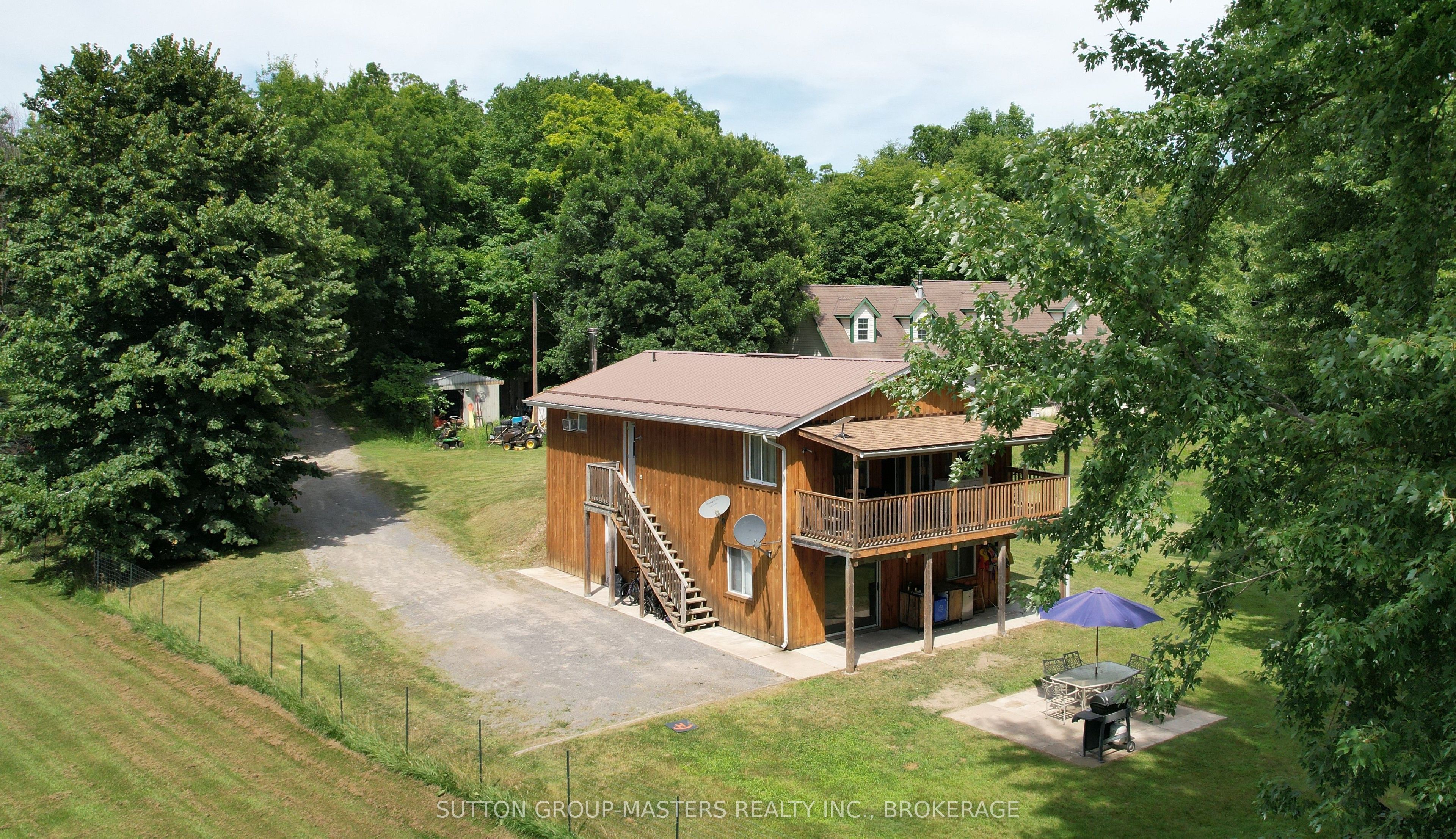 811 Pierces Lane Property Photo 1