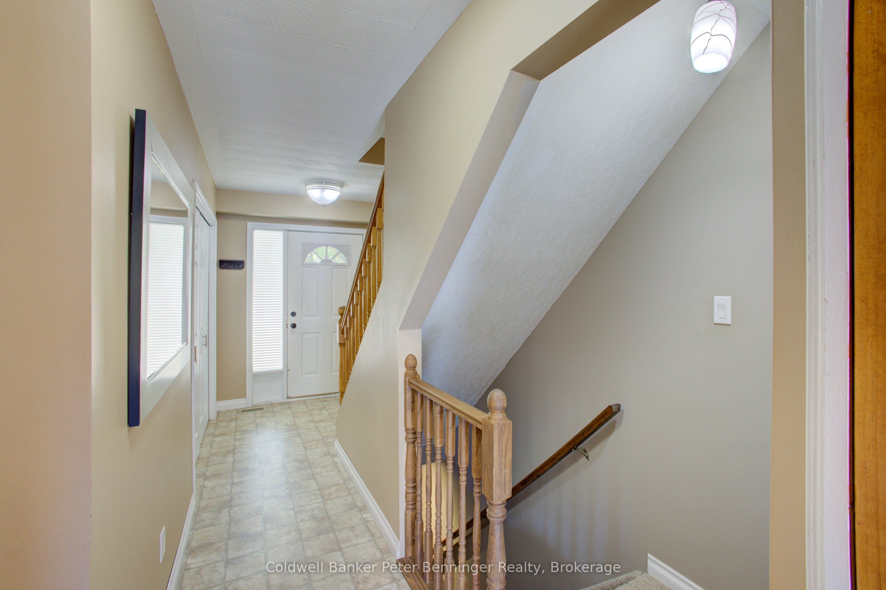 737 Mackendrick Drive Property Photo 6