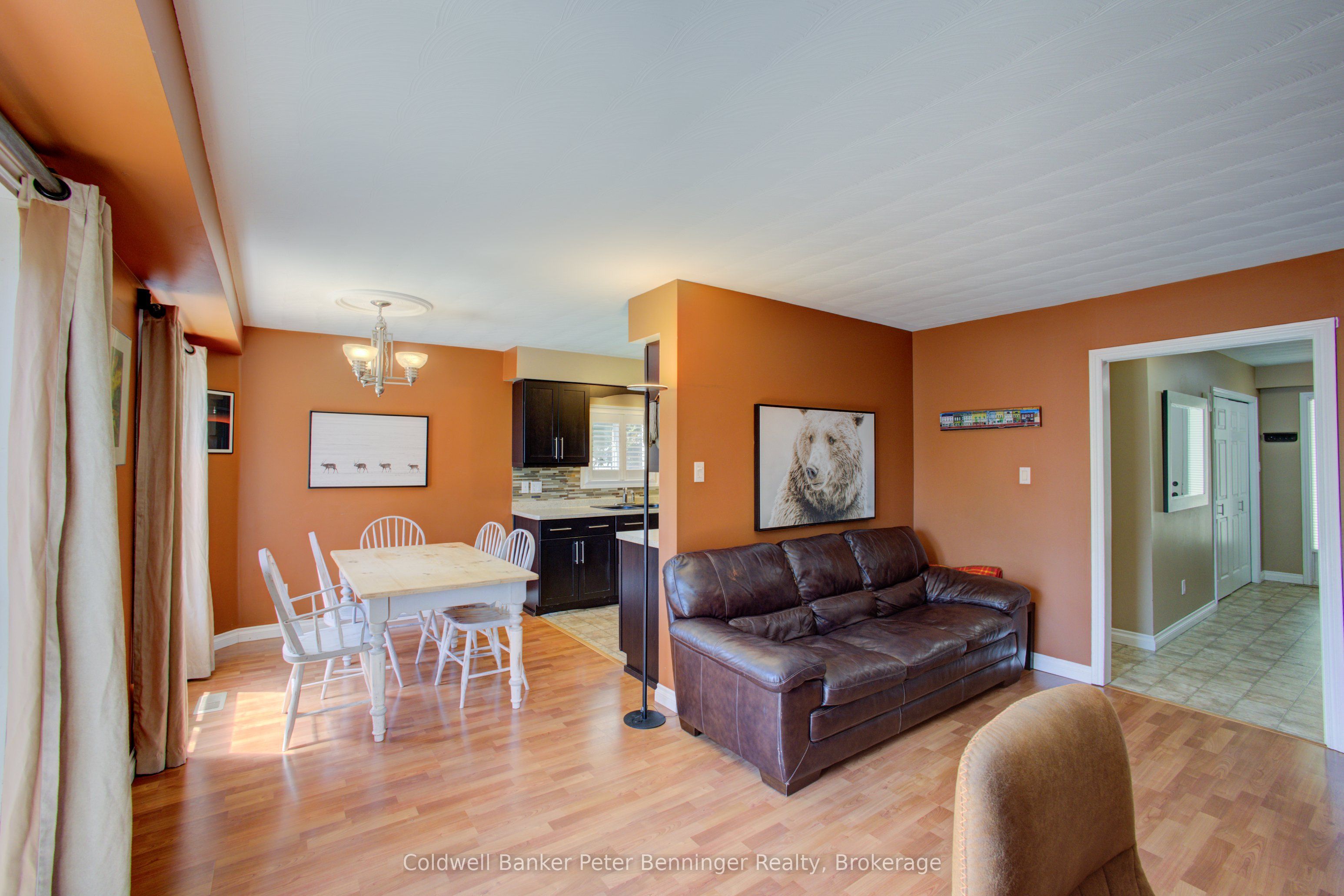 737 Mackendrick Drive Property Photo 8