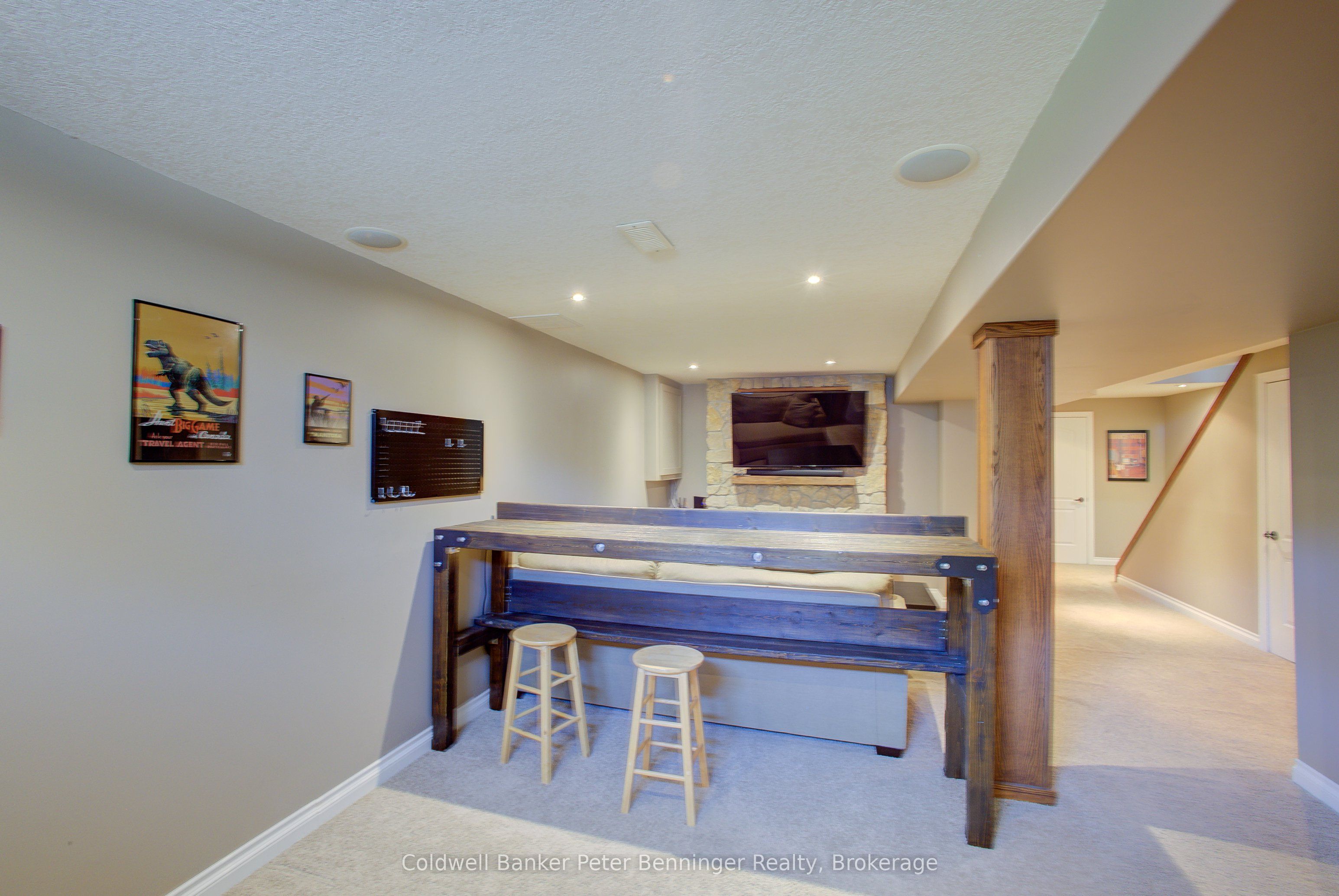 737 Mackendrick Drive Property Photo 31