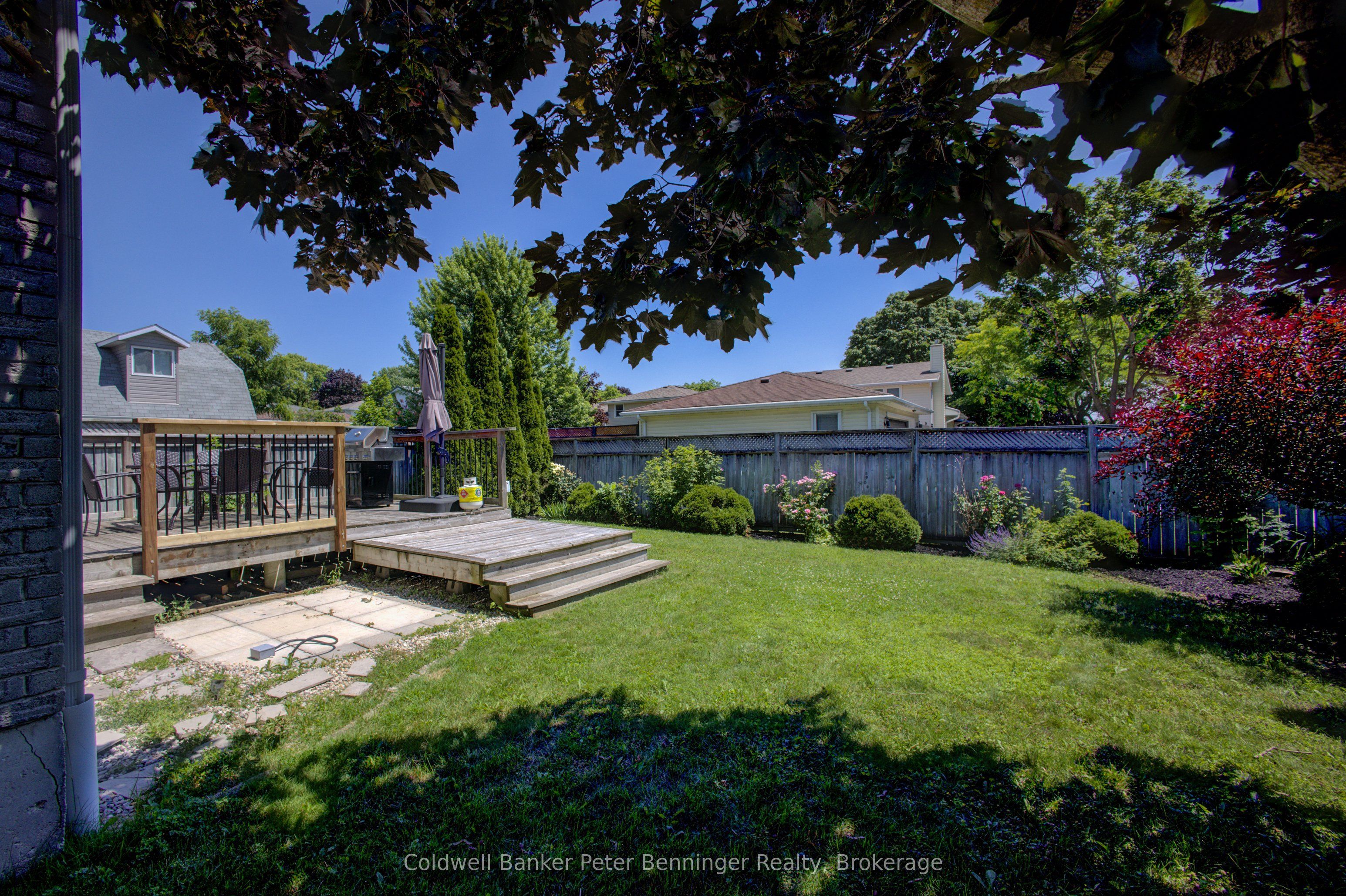 737 Mackendrick Drive Property Photo 37