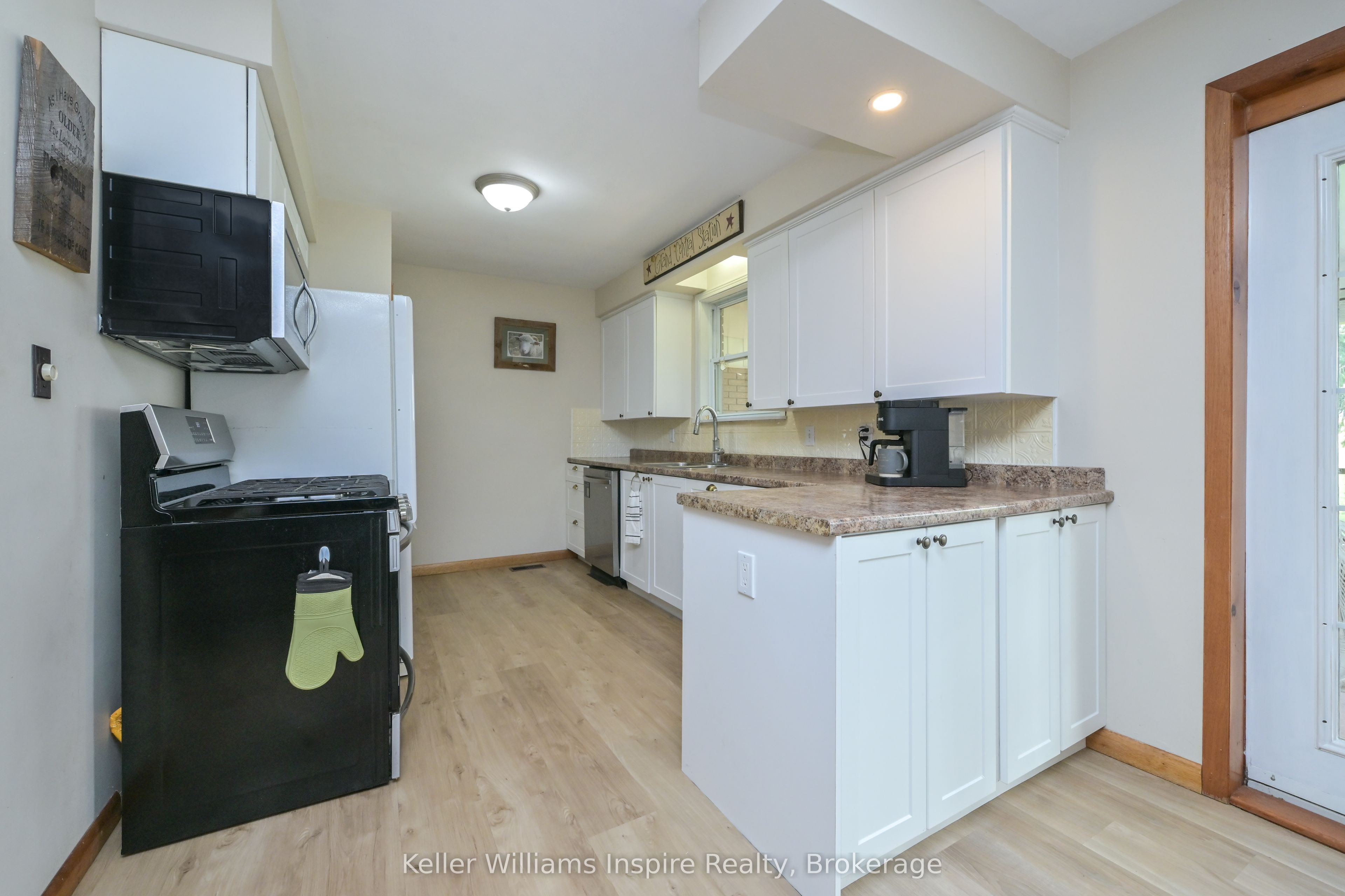 269514 Grey Road 9 Property Photo 15
