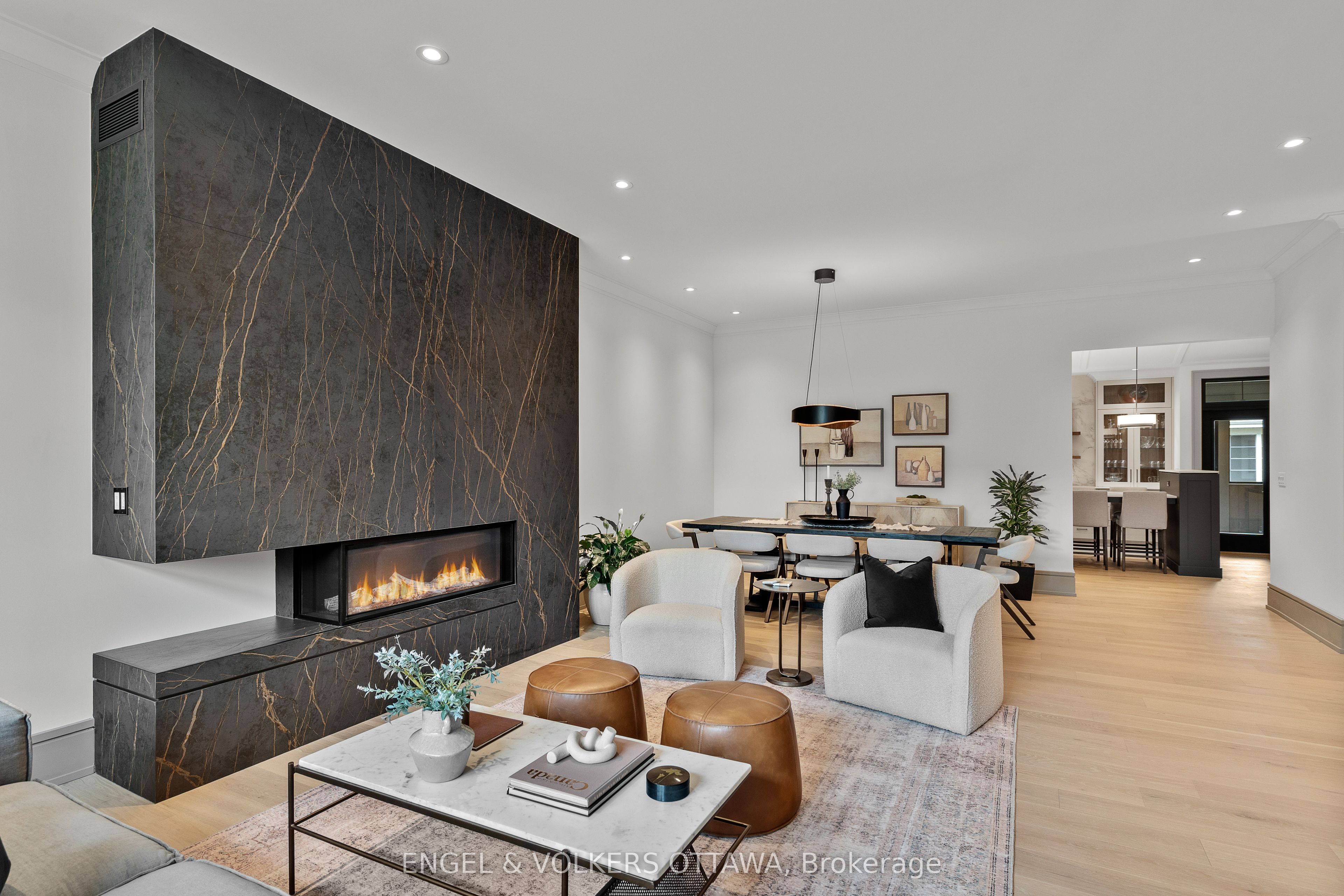 37 Clarendon Avenue Property Photo 8