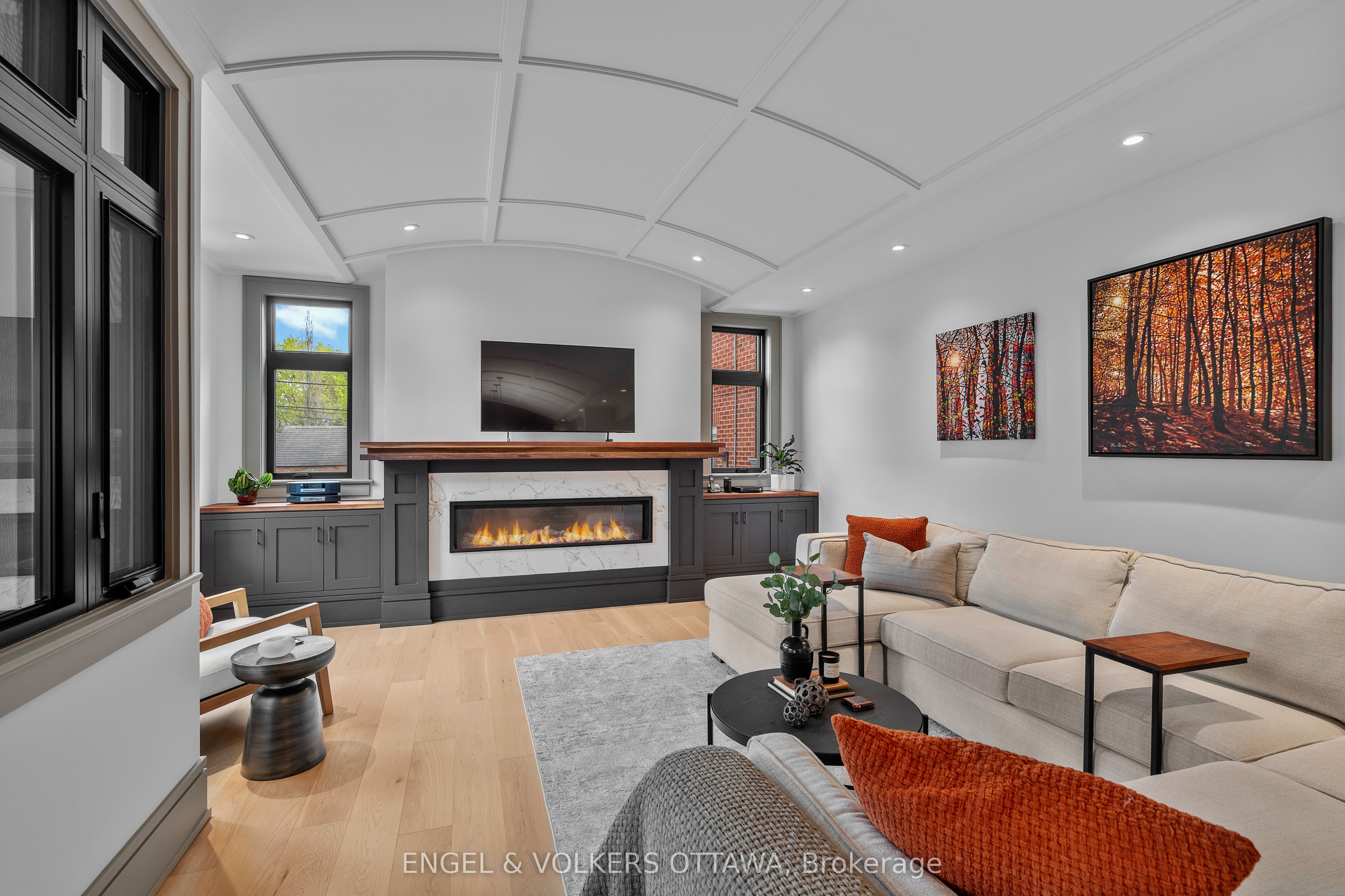 37 Clarendon Avenue Property Photo 18
