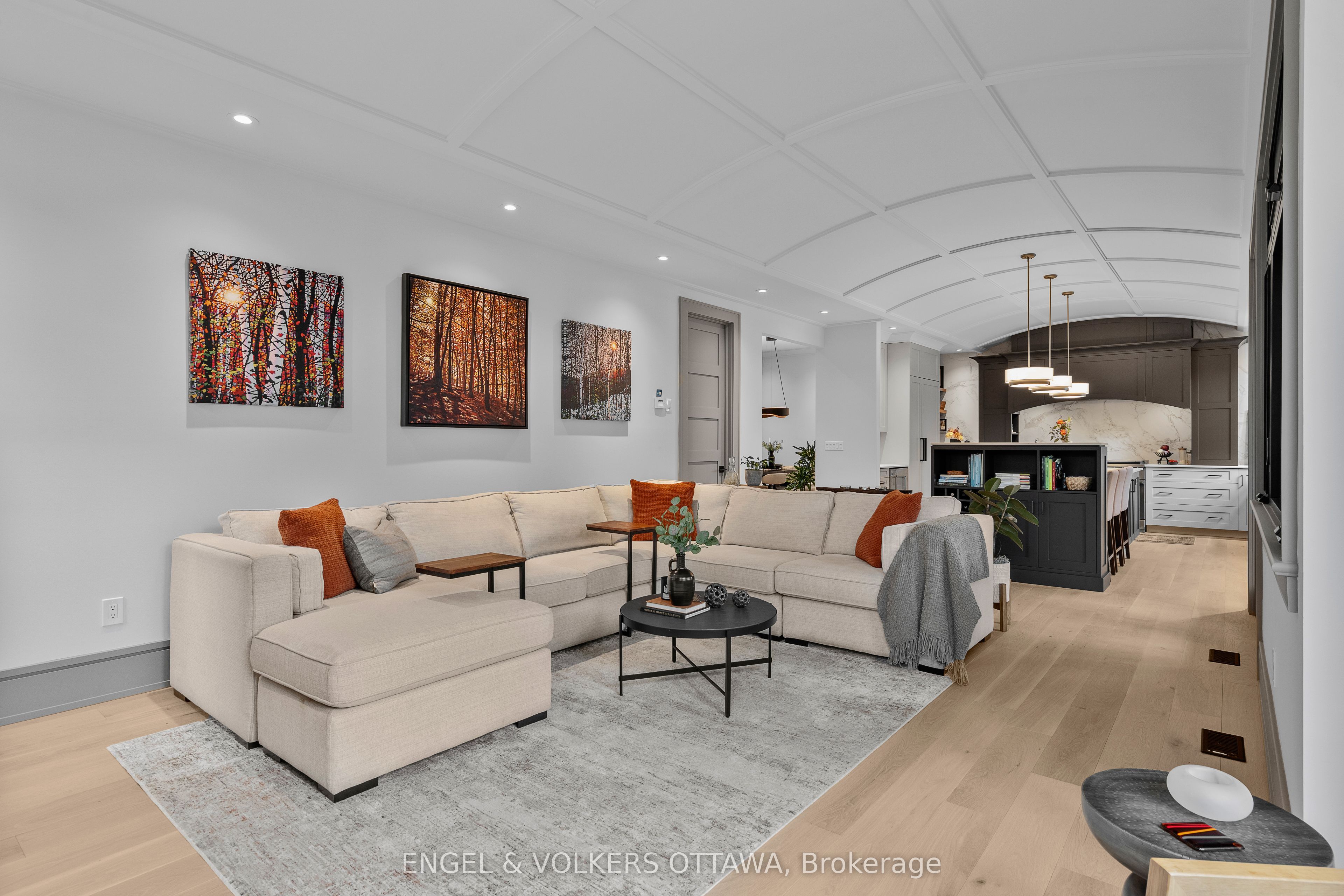 37 Clarendon Avenue Property Photo 19
