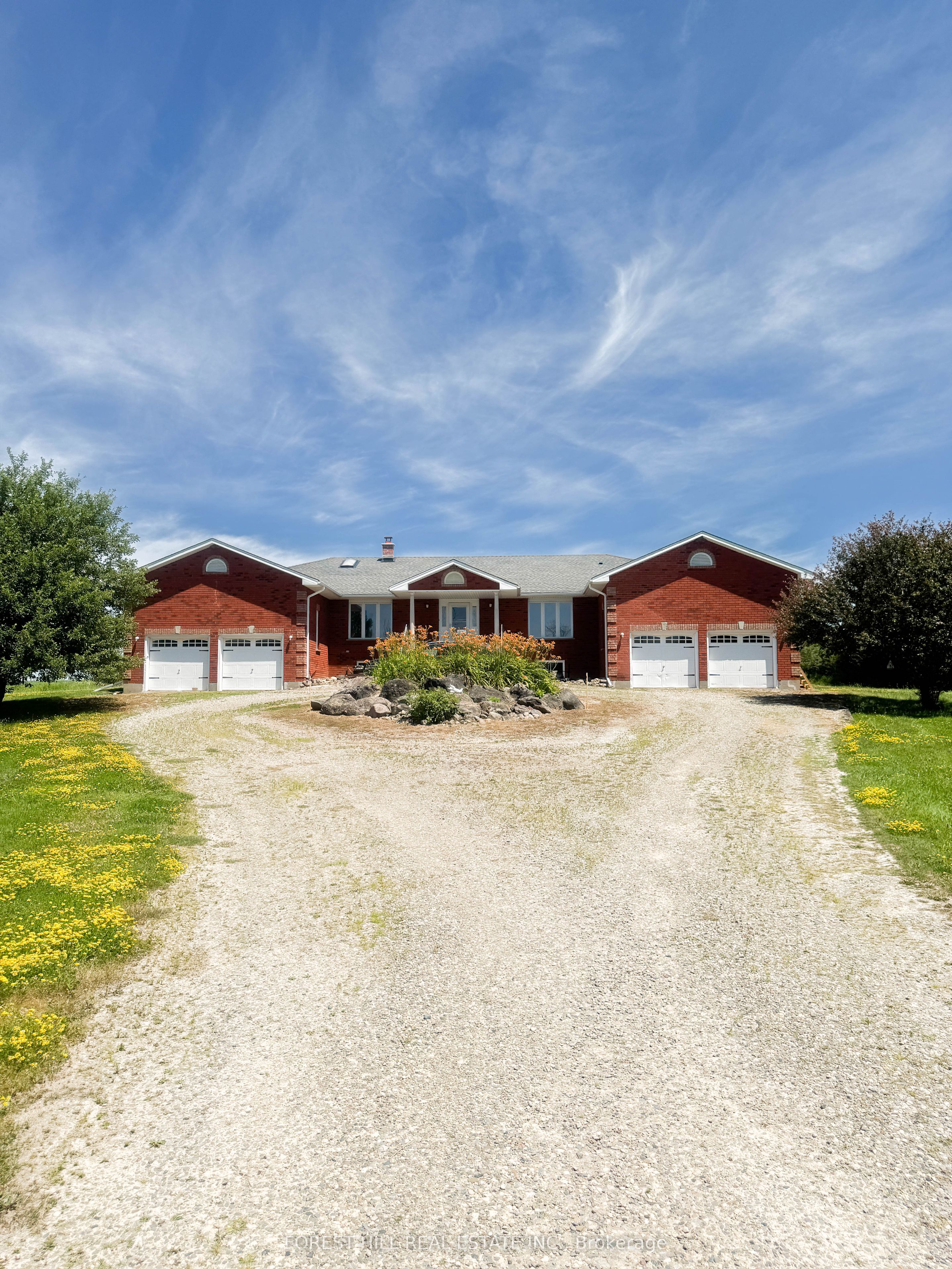 311567 16th Line Property Photo 1