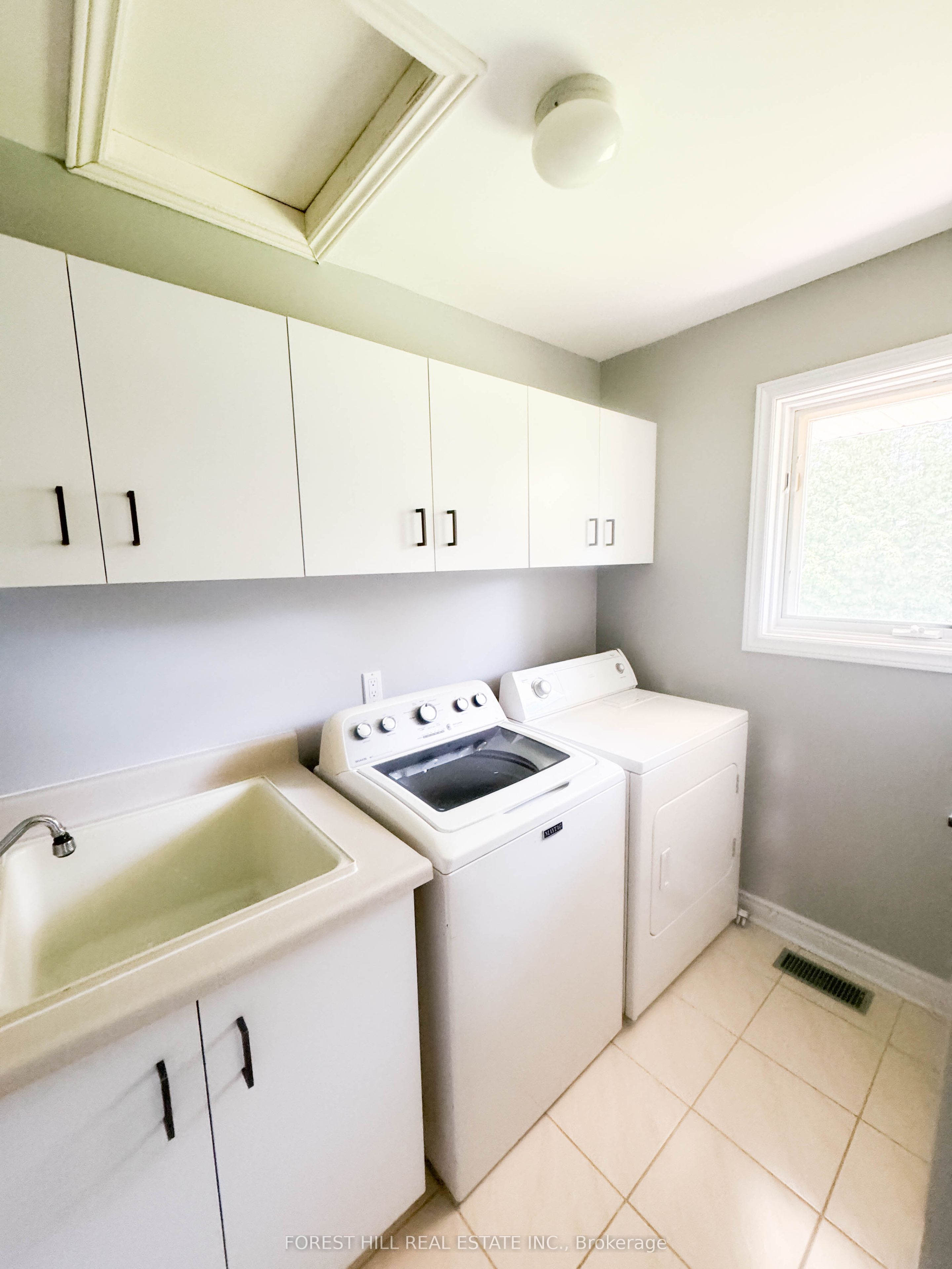 311567 16th Line Property Photo 23
