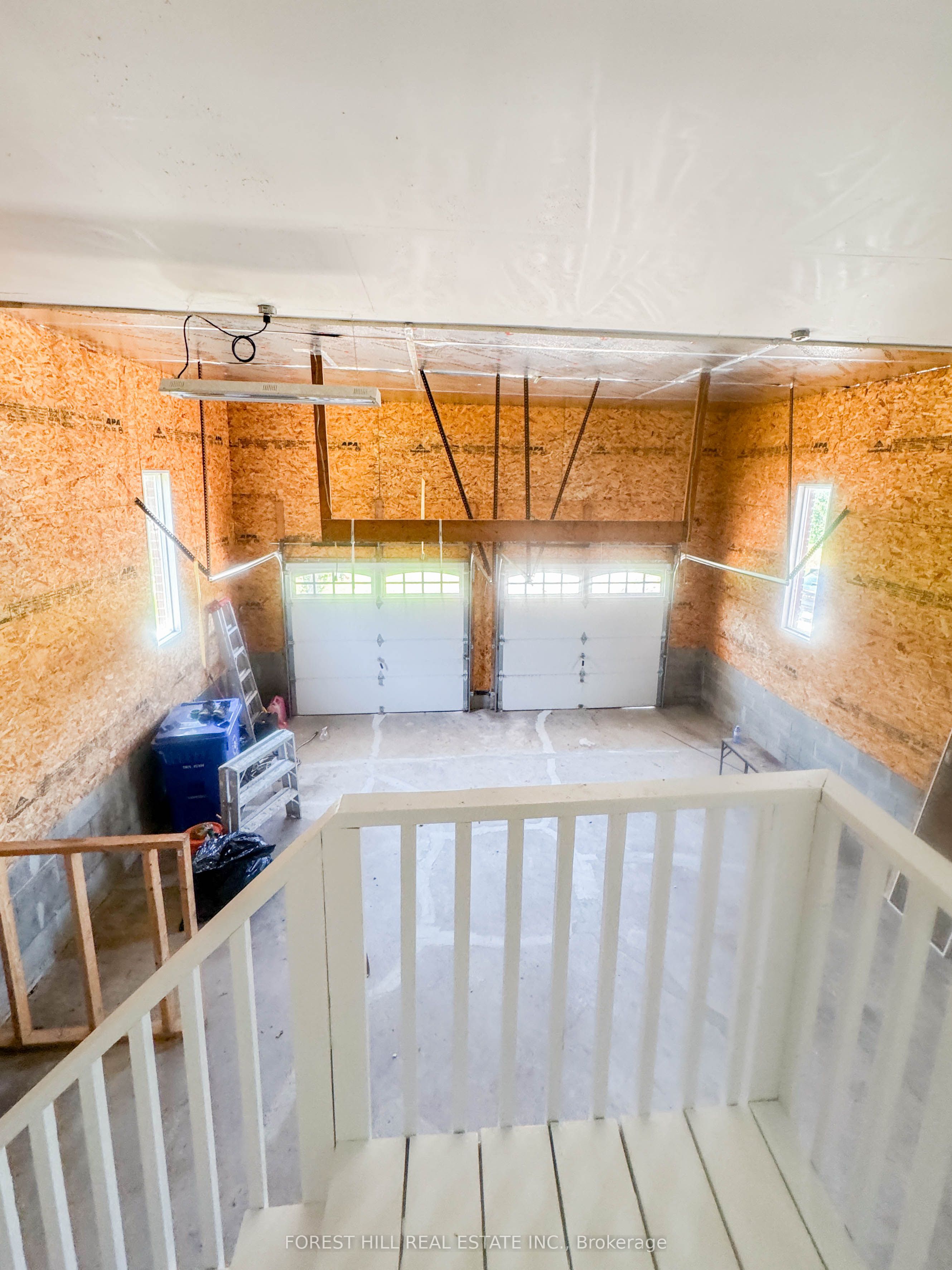 311567 16th Line Property Photo 24