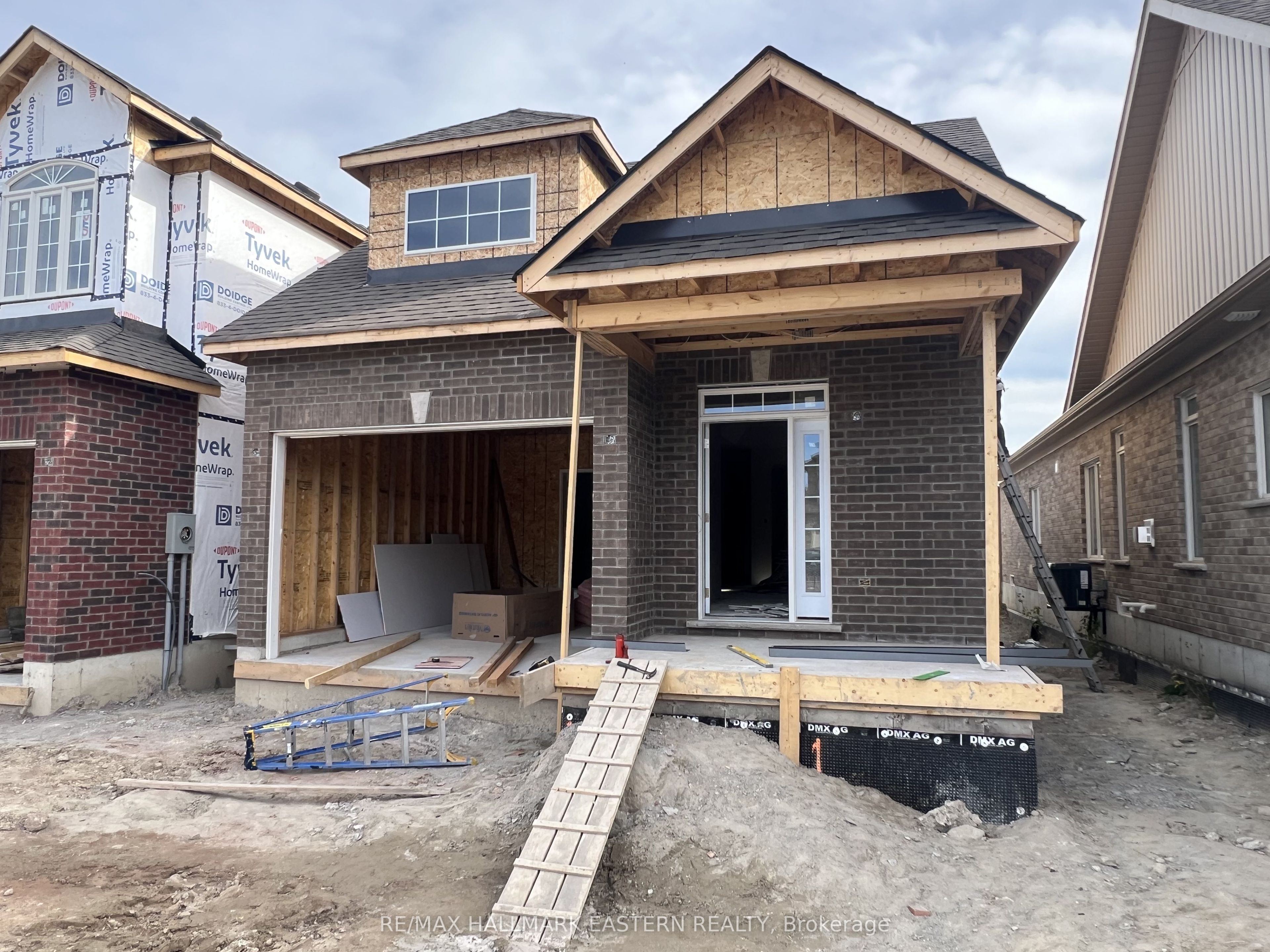 15 Coldbrook Drive Property Photo 2