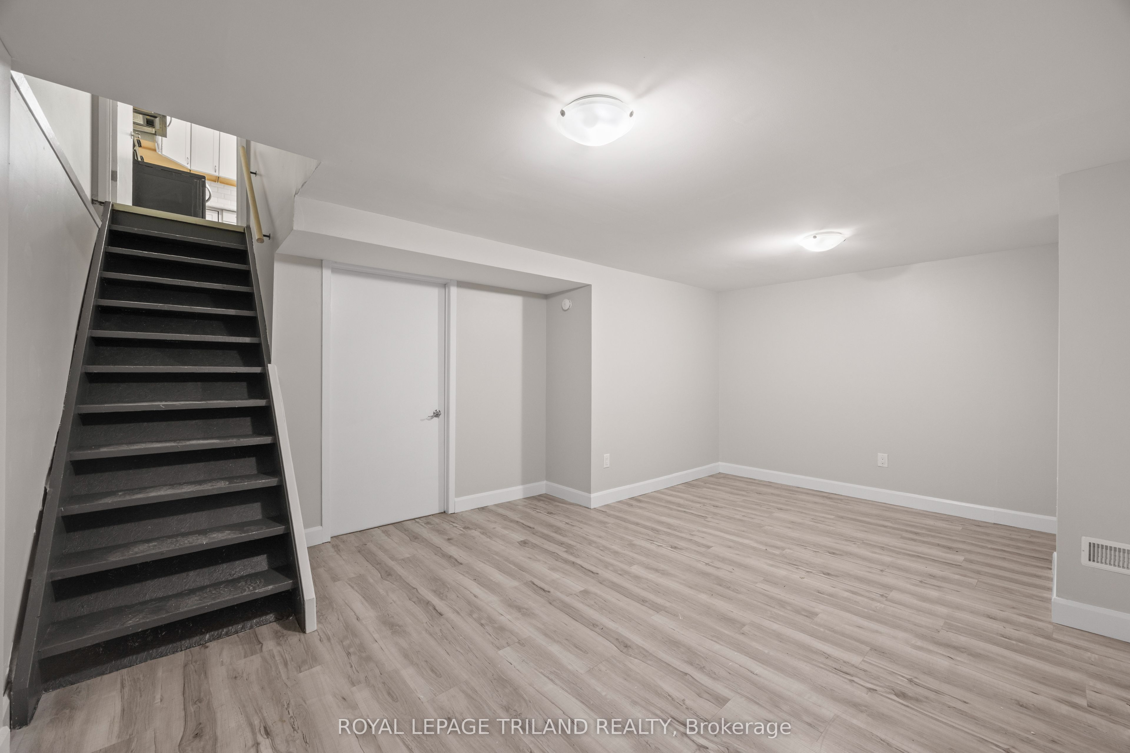 1767 Aldersbrook Road Property Photo 19