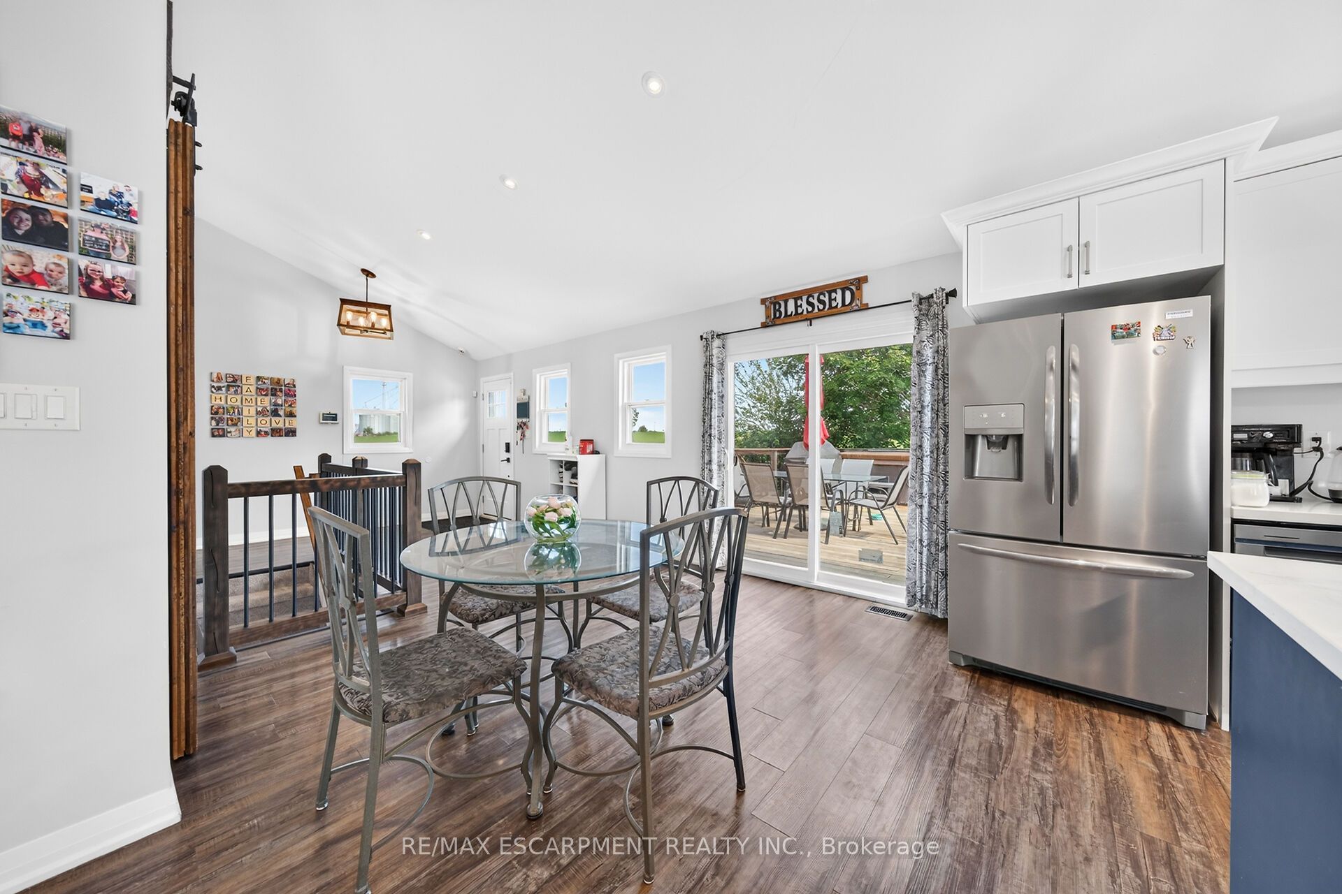 967 4th Line Property Photo 19